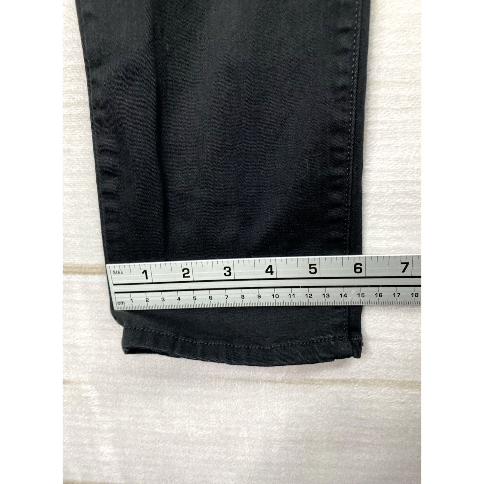Apt. 9 Apt 9 Jeans Womens Sz 10 Black Mid Rise Bootcut 5-Pocket Denim Stretch Dark Wash Tummy Control Fall Winter Spring Features Pockets Mens? Size 32" / US 10 / IT 46 - 6 Thumbnail