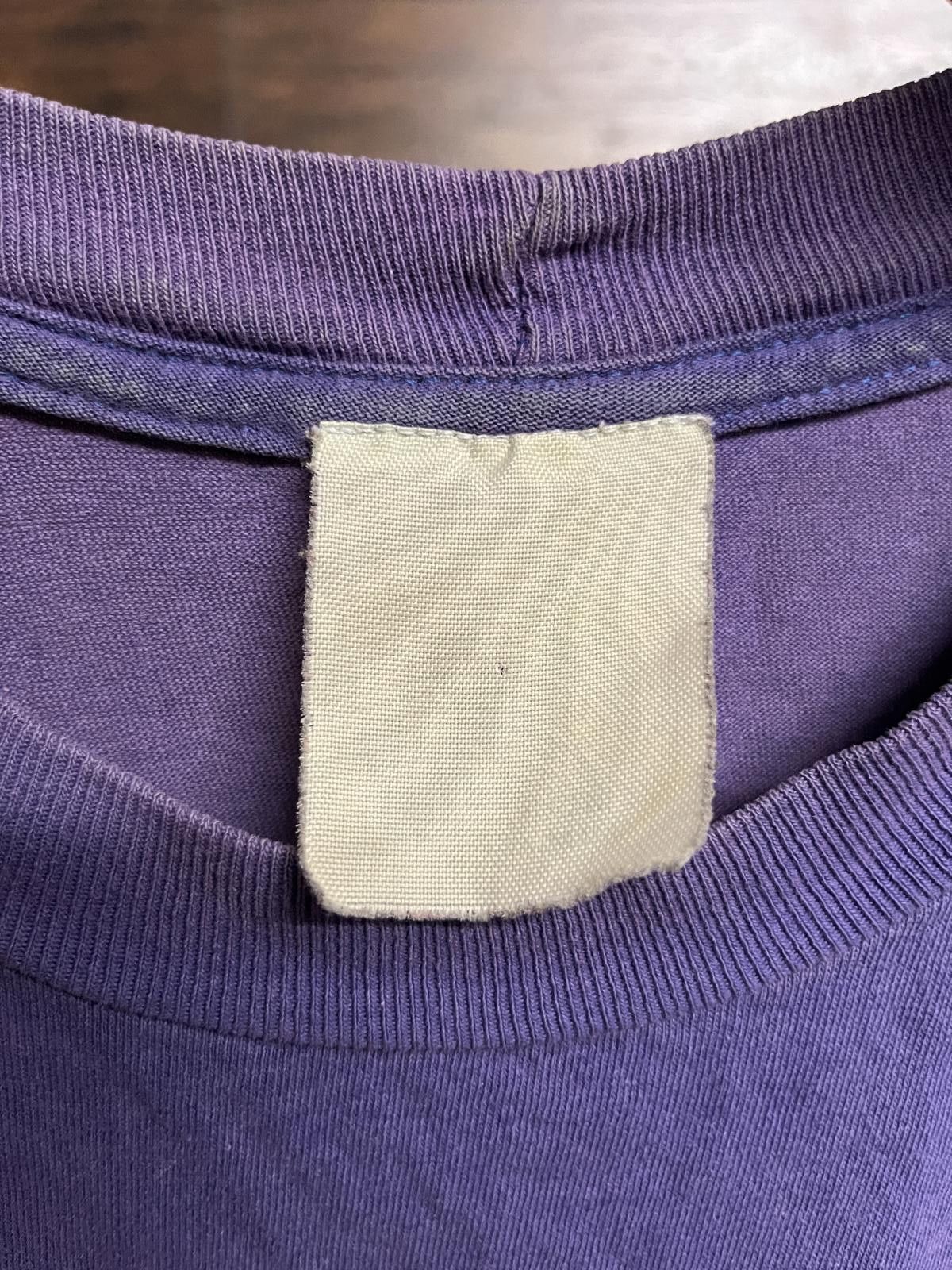 Designer VTG Royal Caribbean T-shirt - Faded Purple Fish Art Tee XL Size US XL / EU 56 / 4 - 2 Thumbnail