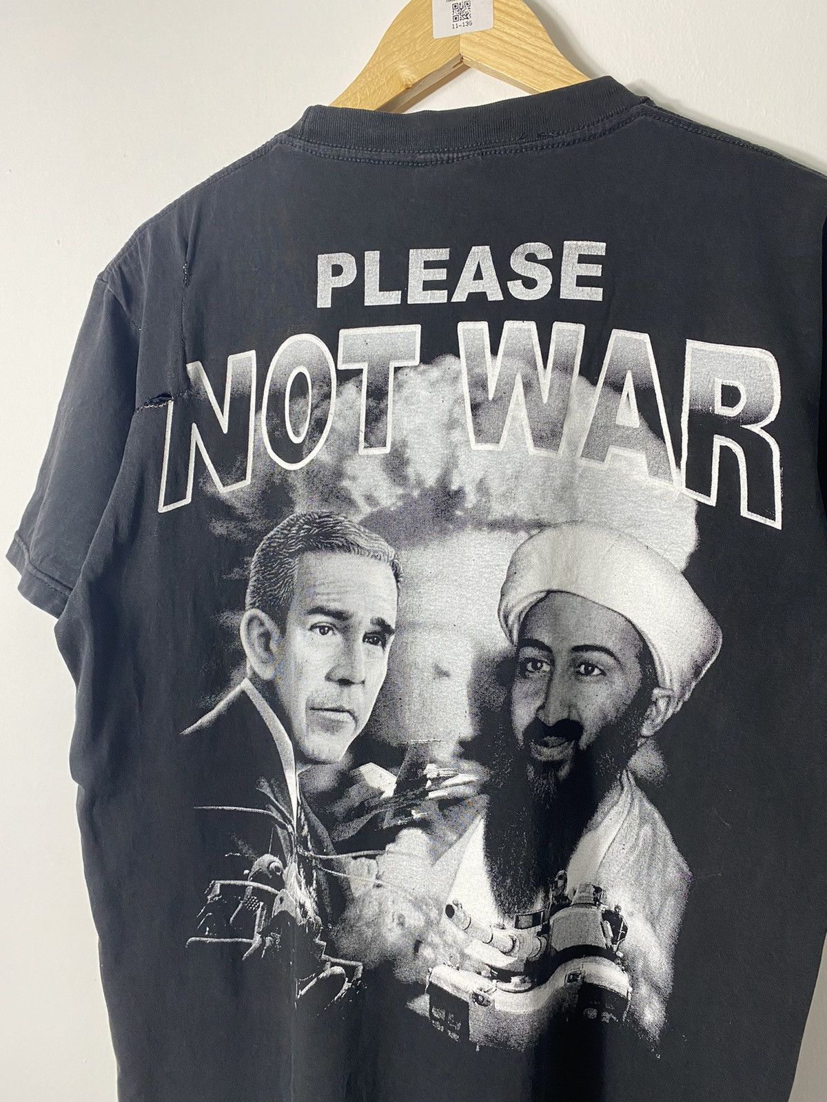 Vintage Vintage President Bush & Osama T-shirt Size US M / EU 48-50 / 2 - 6 Thumbnail