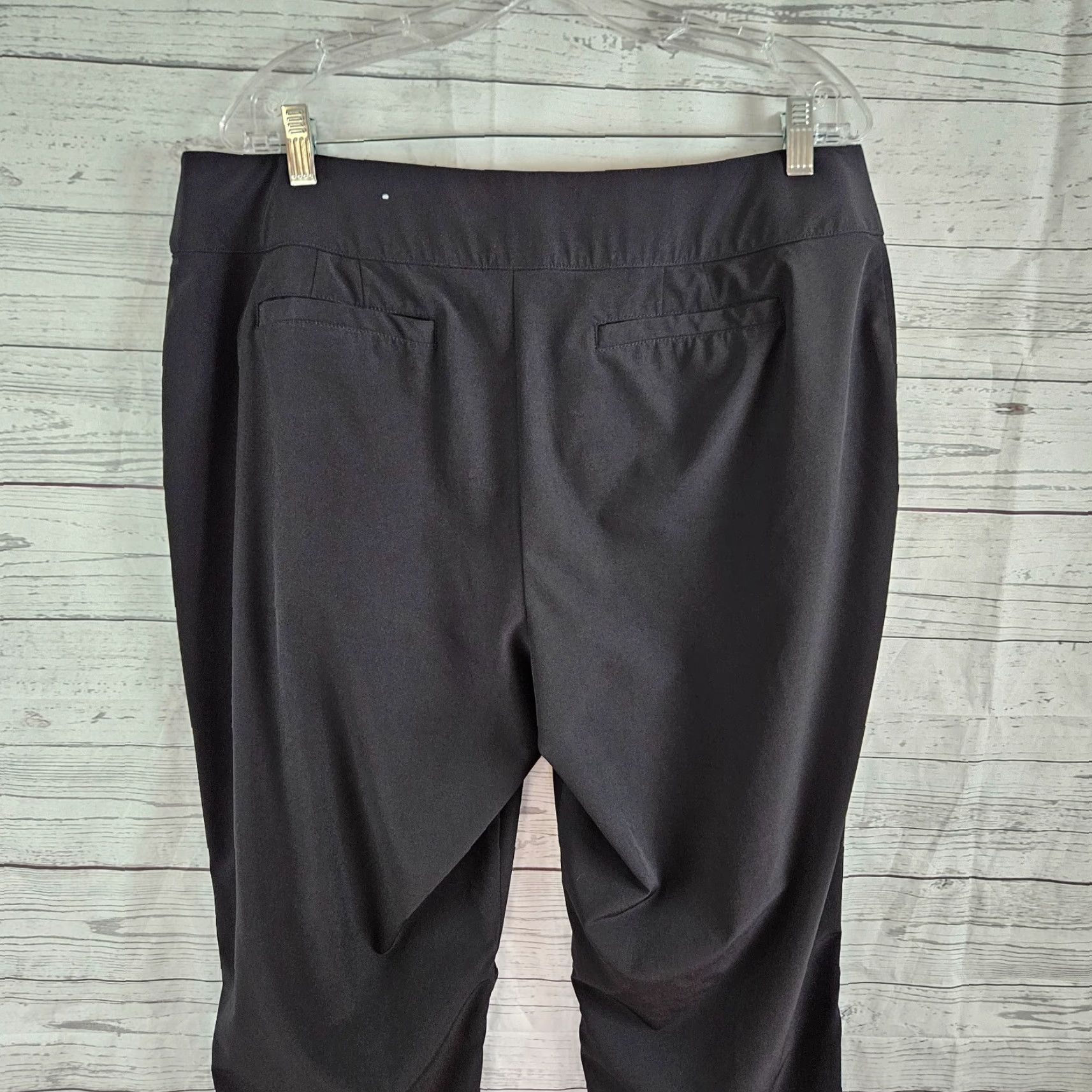 Vintage Chico's Zenergy Golf Womens Cropped Pants 14 Black High Rise Cropped Pants Womens 14 Black Chico's Zenergy Golf Size 36" / US 14 / IT 50 - 4 Thumbnail