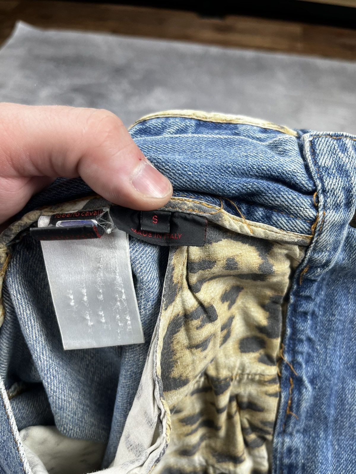 Just Cavalli × Roberto Cavalli × Vintage Y2K Baggy Tribal Tattoo Embroidered Jeans Size US 32 / EU 48 - 14 Thumbnail