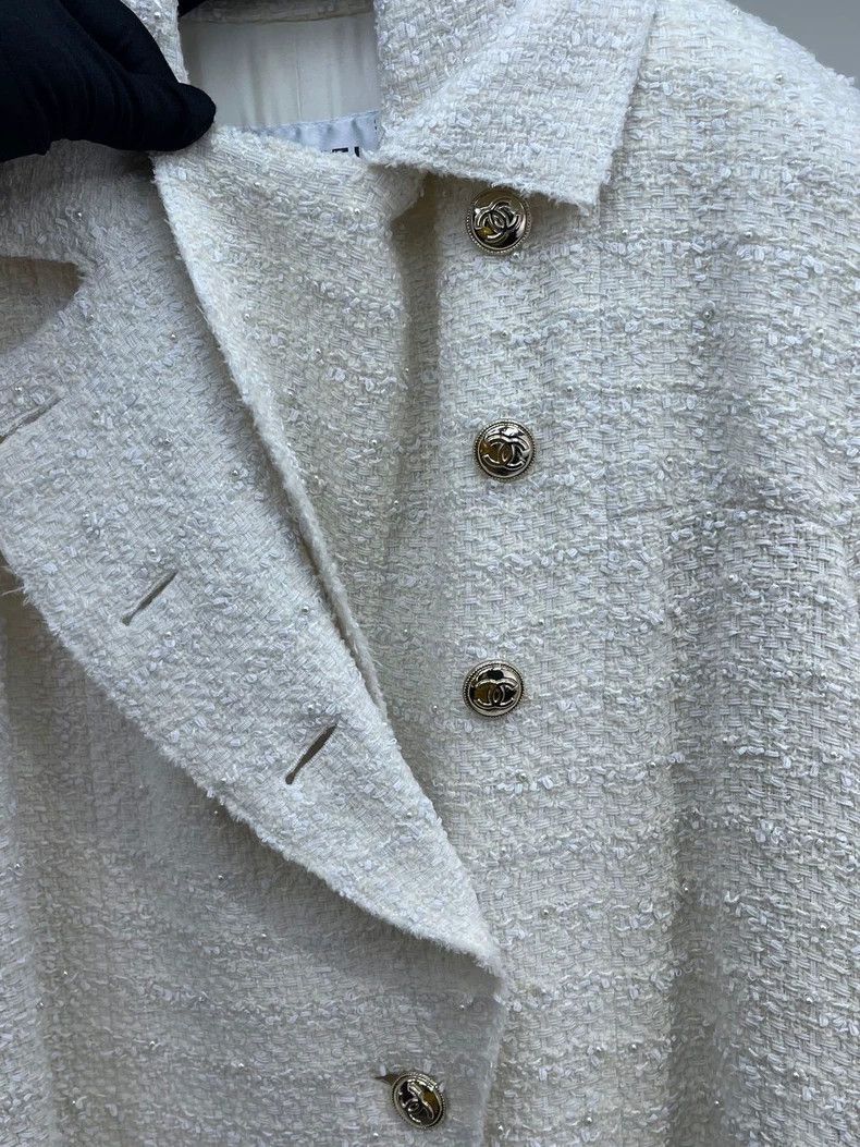 Chanel Chanel Long Pearl Embellished Coat -2505 Size US M / EU 48-50 / 2 - 3 Thumbnail