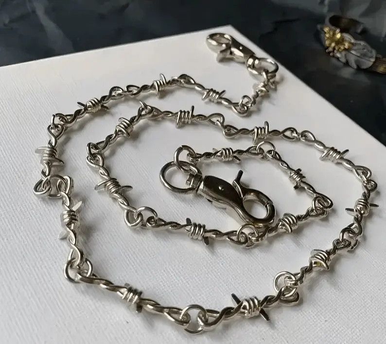 Vintage Vintage Barbed Wire Wallet Chain 22" Size ONE SIZE - 1 Thumbnail