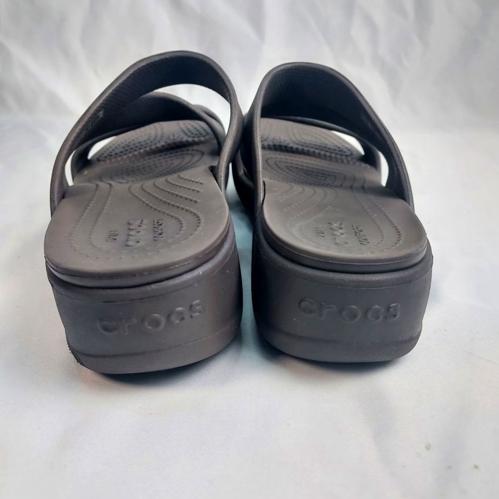 Crocs Crocs Brooklyn Wedge Sandals Black Size 10 Womens Strappy Slip On Comfort Size US 10 / IT 40 - 6 Thumbnail