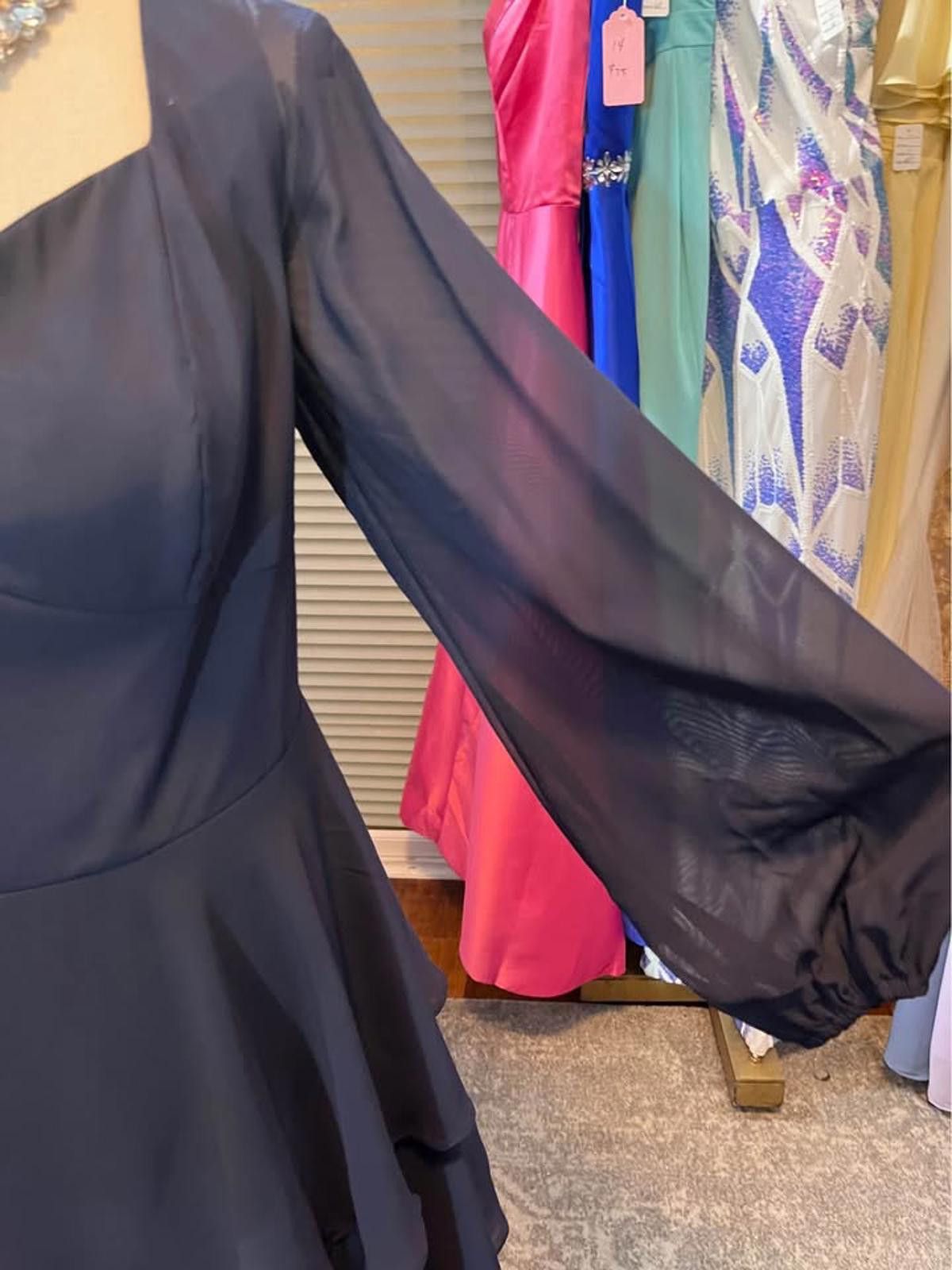 Other Size 16 layered navy blue long sheer sleeve gown Size XL / US 12-14 / IT 48-50 - 5 Thumbnail