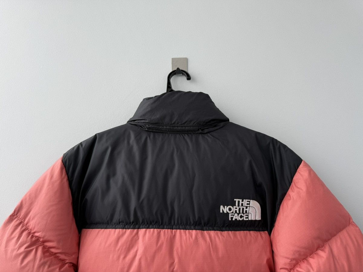 The North Face The North Face Nuptse 700 Down Jacket Size S / US 4 / IT 40 - 13 Thumbnail