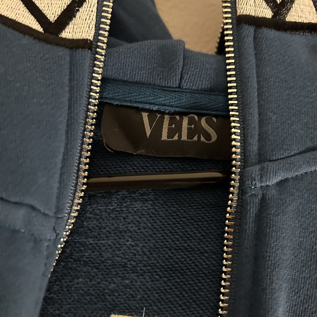 Anime Vees Clothing - SS Smile Shinra (Fire Force) Full Zip Up Size US L / EU 52-54 / 3 - 7 Thumbnail