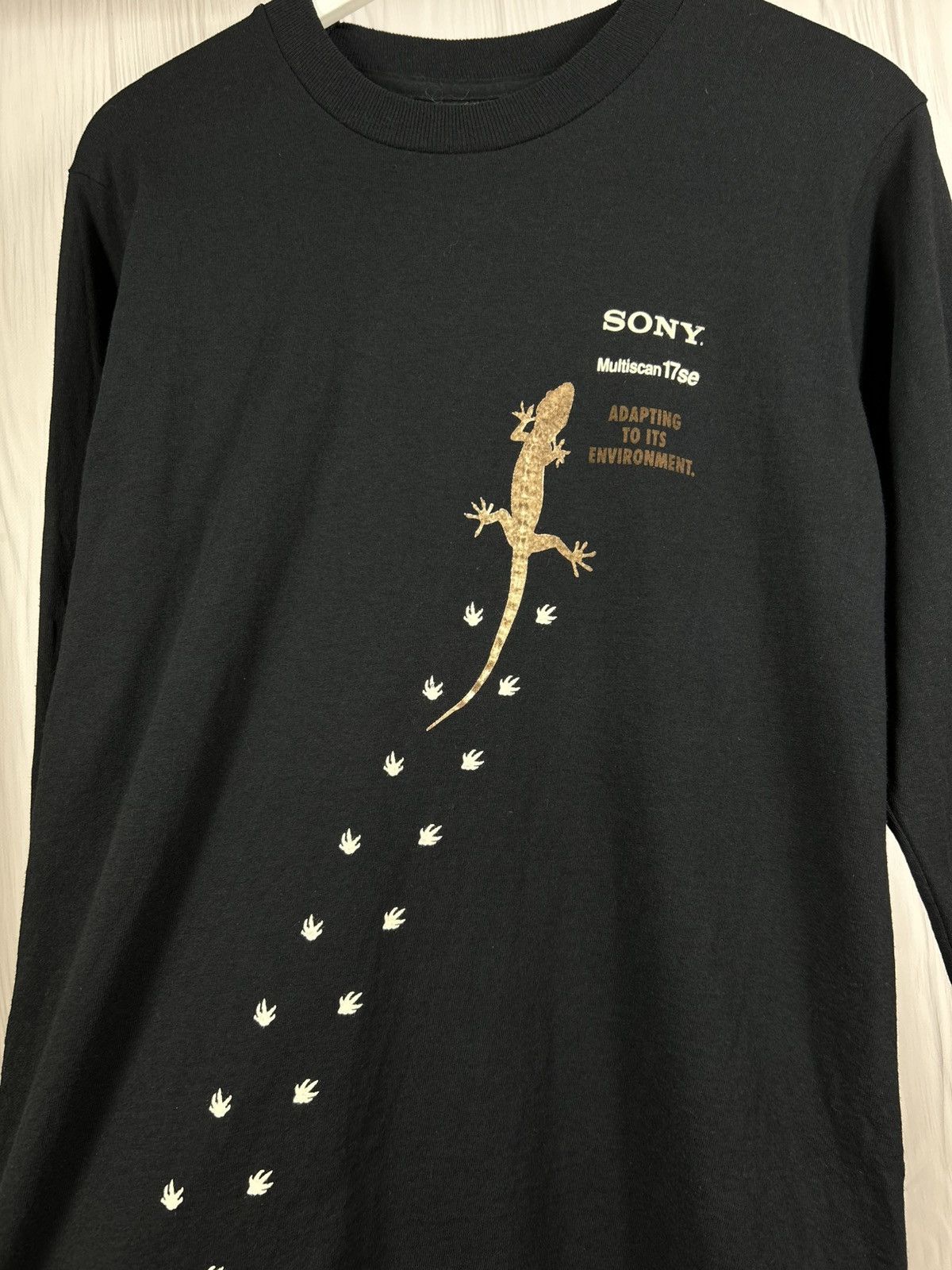 Sony Vintage Sony Multiscan 17se Long Sleeve Gecko T-Shirt Size M Size US M / EU 48-50 / 2 - 4 Thumbnail