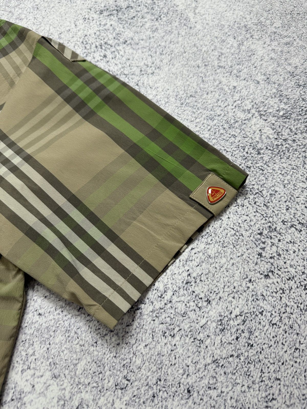 Nike ACG VINTAGE NIKE ACG BUTTON UP T-SHIRT Size US L / EU 52-54 / 3 - 5 Thumbnail