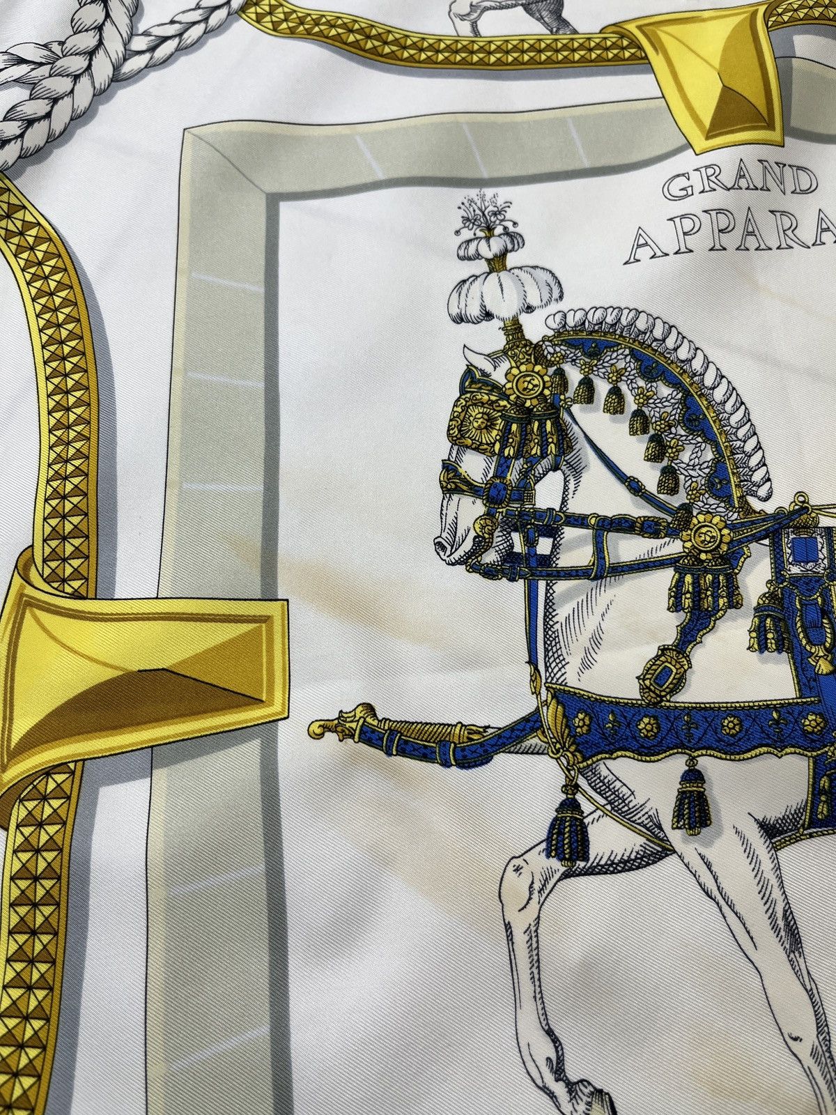 Hermes 💥💥🔥STEALS HERMES SILK SCARF Size ONE SIZE - 14 Thumbnail