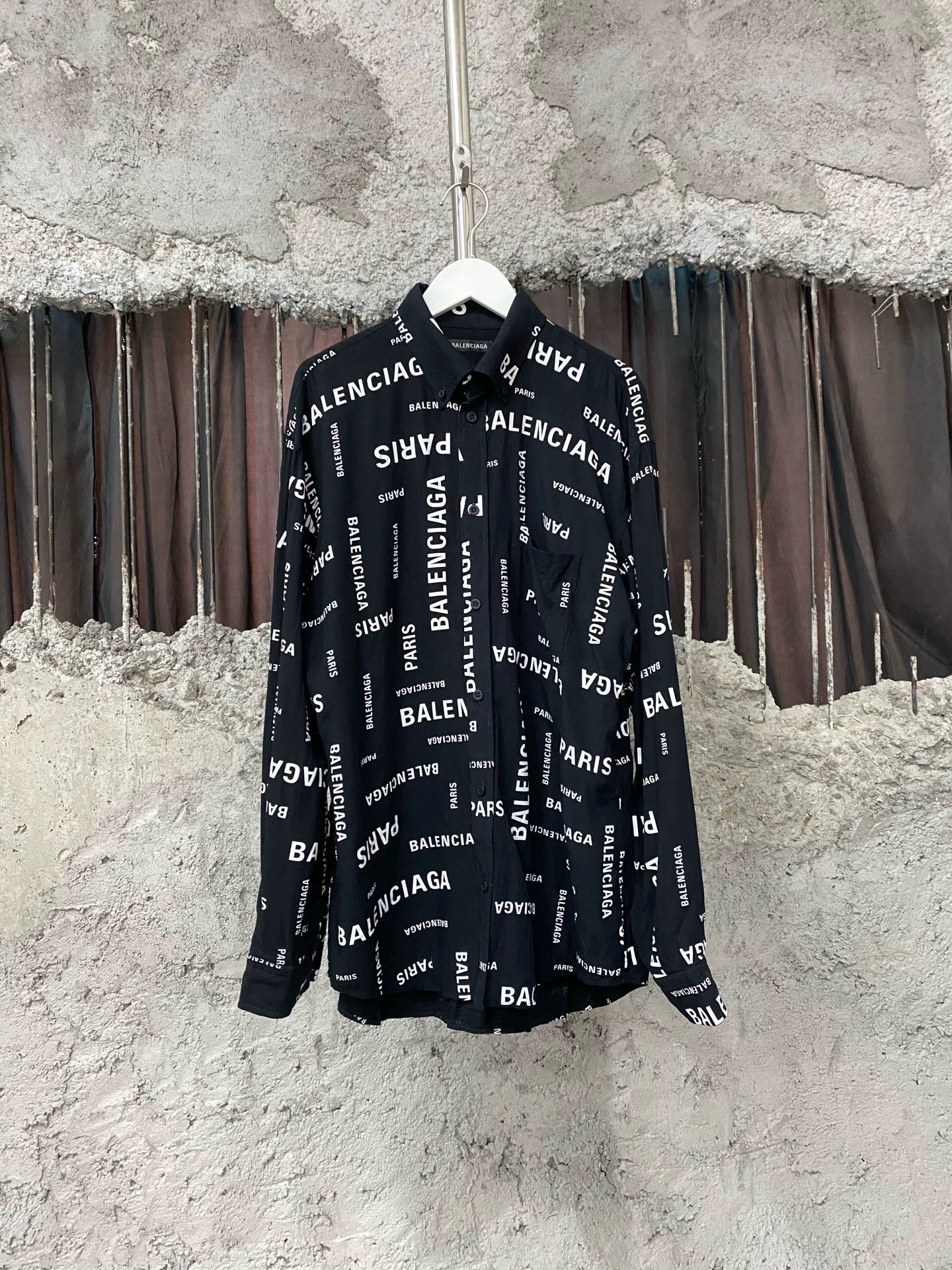 Balenciaga Balenciaga women’s long sleeve shirt FR 34 new Size XS / US 0-2 / IT 36-38 - 1 Thumbnail