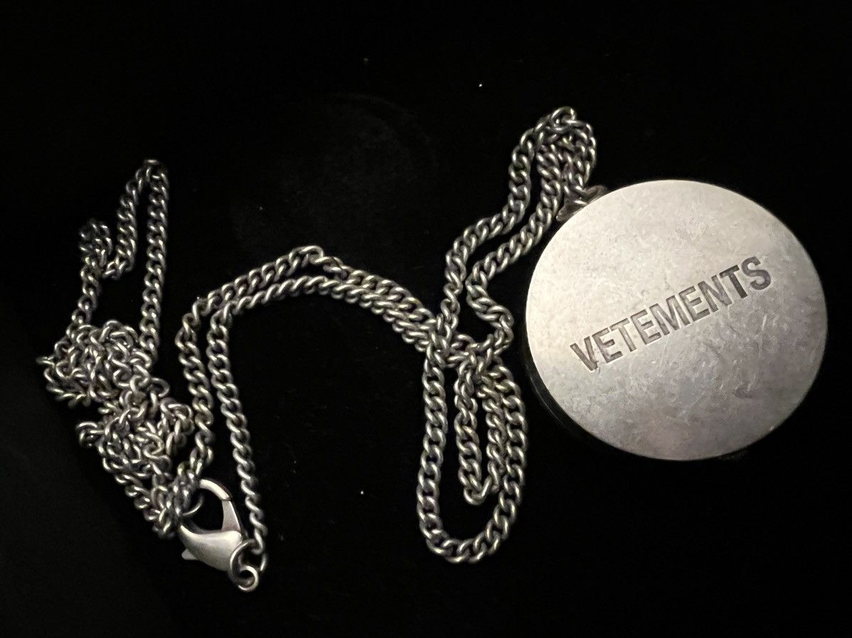 Vetements Rare vêtements grinder necklace Size ONE SIZE - 2 Thumbnail