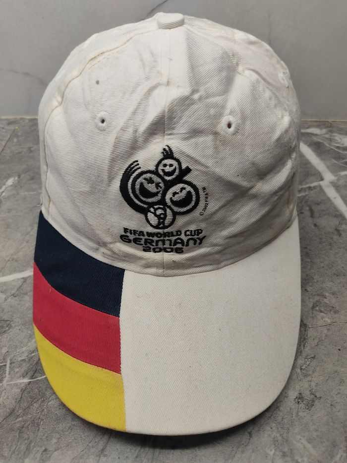 Vintage Vintage Fifa World Cup Germany 2006 Cap Hat Size ONE SIZE - 2 Thumbnail