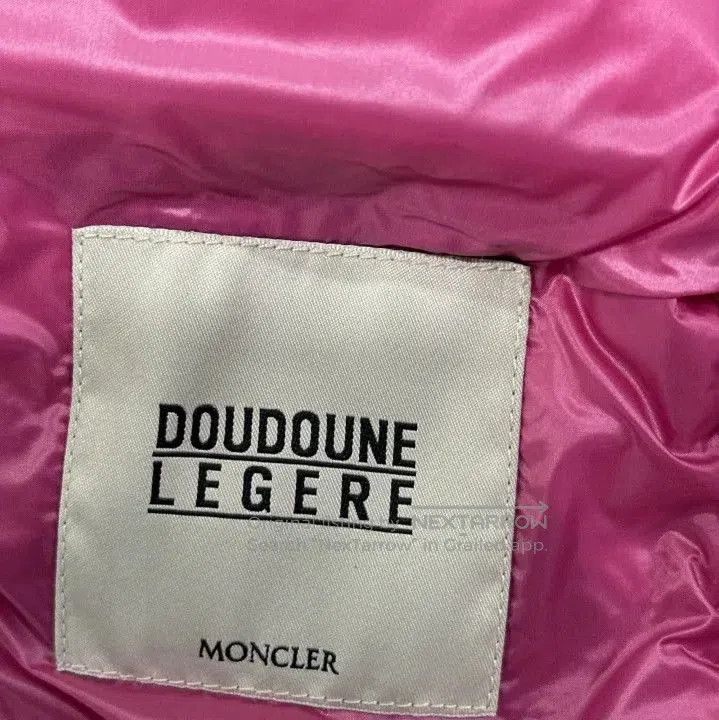 Moncler Moncler Solid Hooded Warm Coat. Size US M / EU 48-50 / 2 - 2 Thumbnail