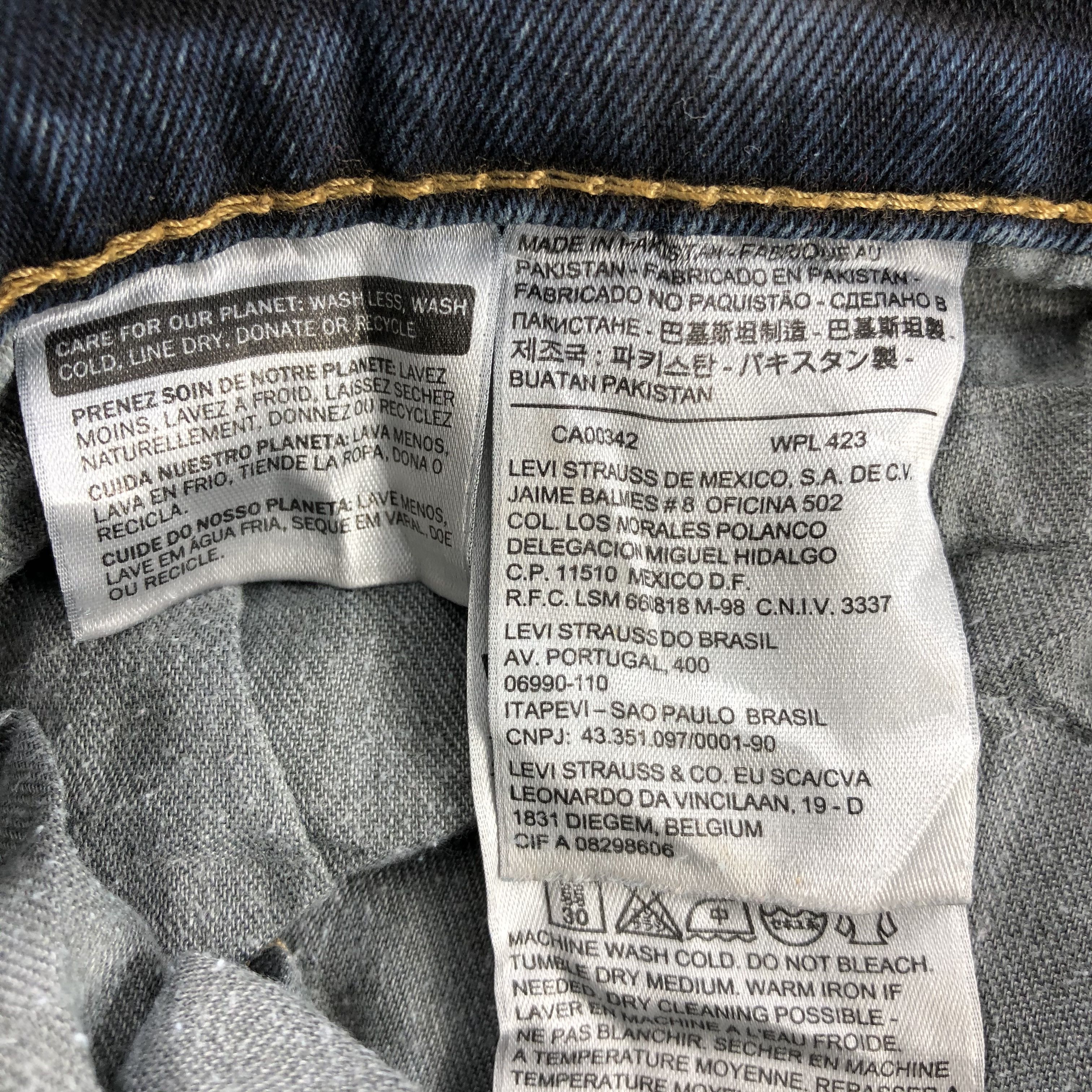 Levi's Vintage Blue Wash Levis 514 Jeans-J2143 Size US 33 - 9 Thumbnail