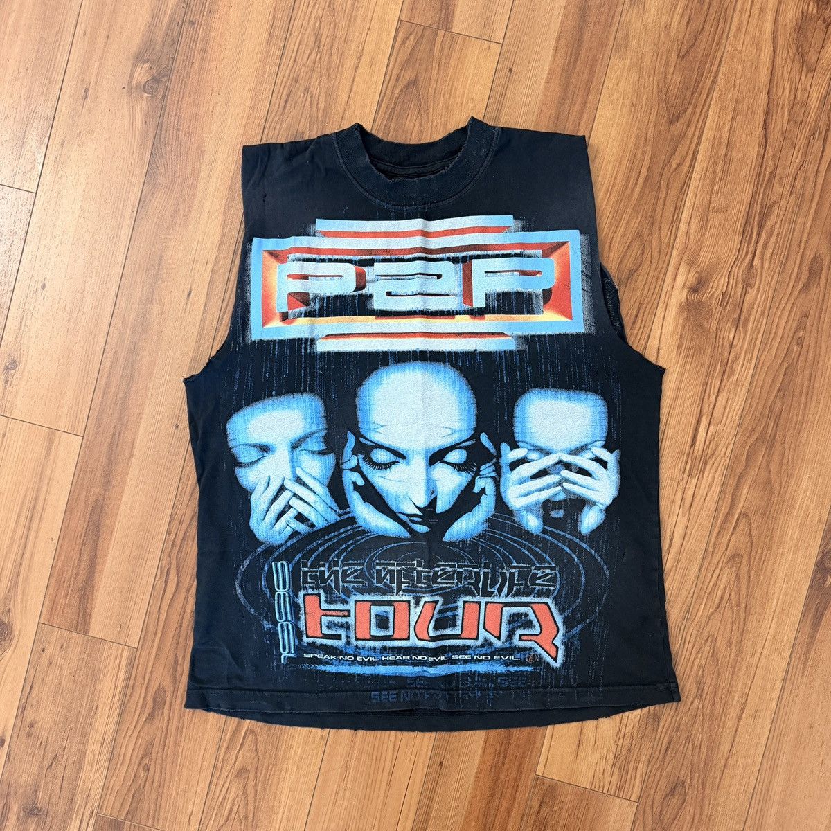 HELLSTAR HELLSTAR P2P CUTOFF SLEEVE TEE XS Size US XS / EU 42 / 0 - 1 Thumbnail