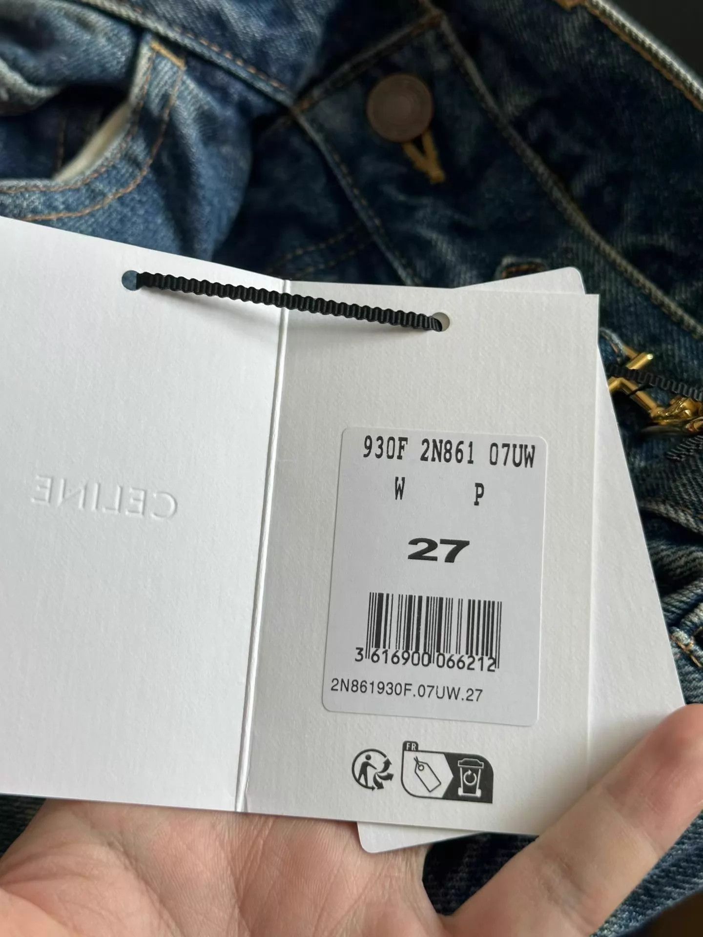 Celine CELINE Margaret Triomphe Jeans 27 New With Tags Size 27" / US 4 / IT 40 - 2 Thumbnail