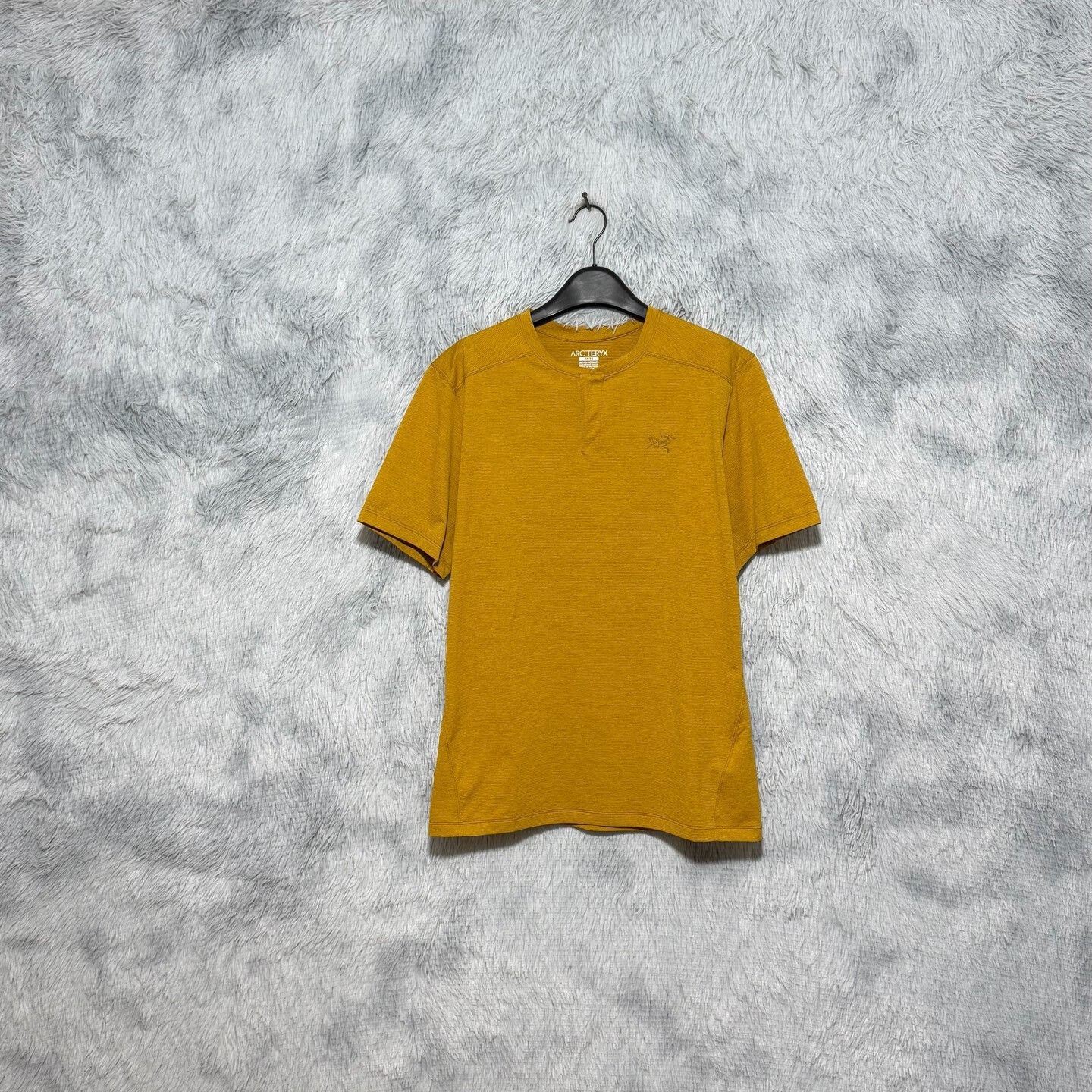 Arc'teryx Arcteryx Kadem Henley Quick-Dry T-Shirt Size US M / EU 48-50 / 2 - 1 Thumbnail