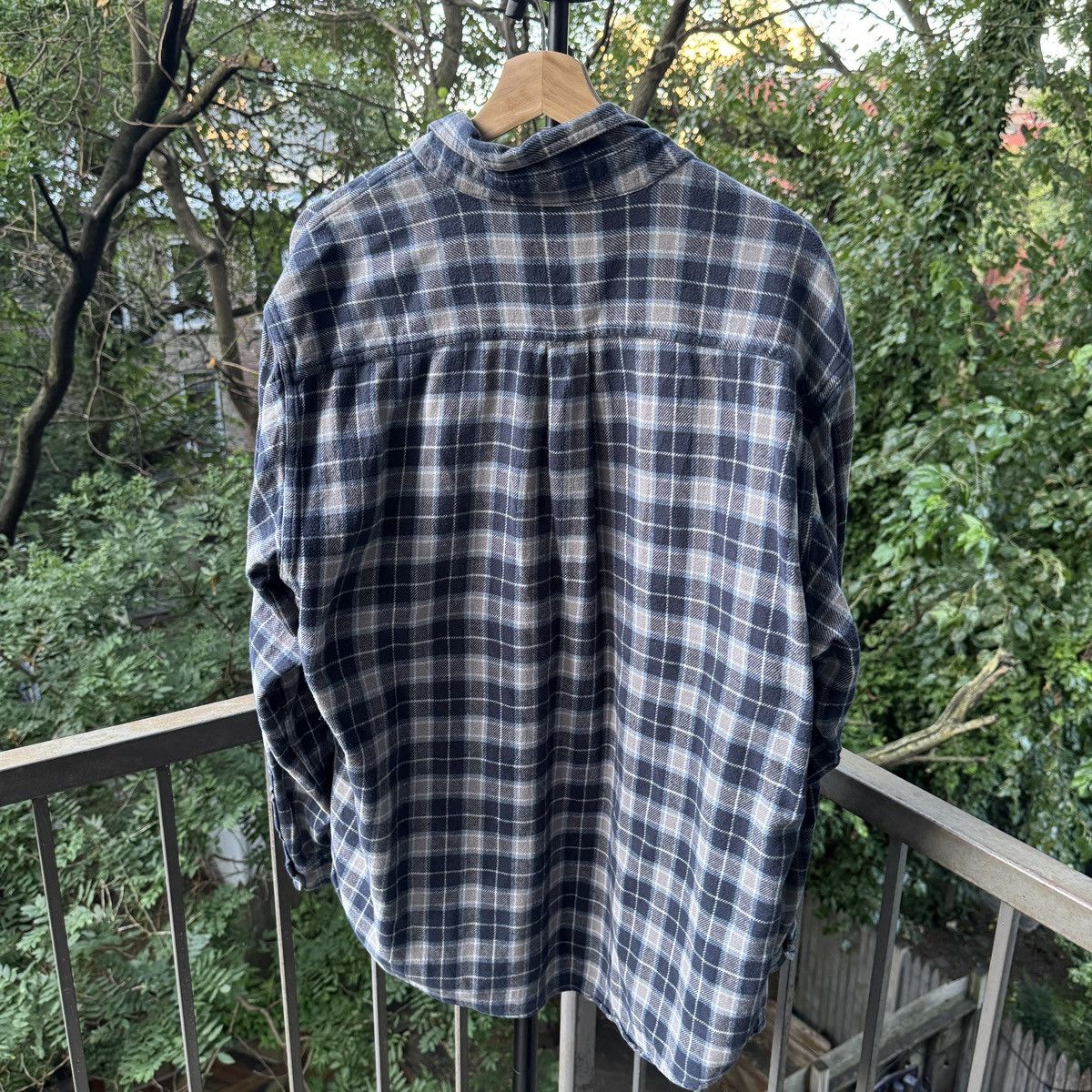 Vintage Carhartt Faded Flannel Shirt ERD Grunge Thrashed Distressed Size US XL / EU 56 / 4 - 2 Thumbnail