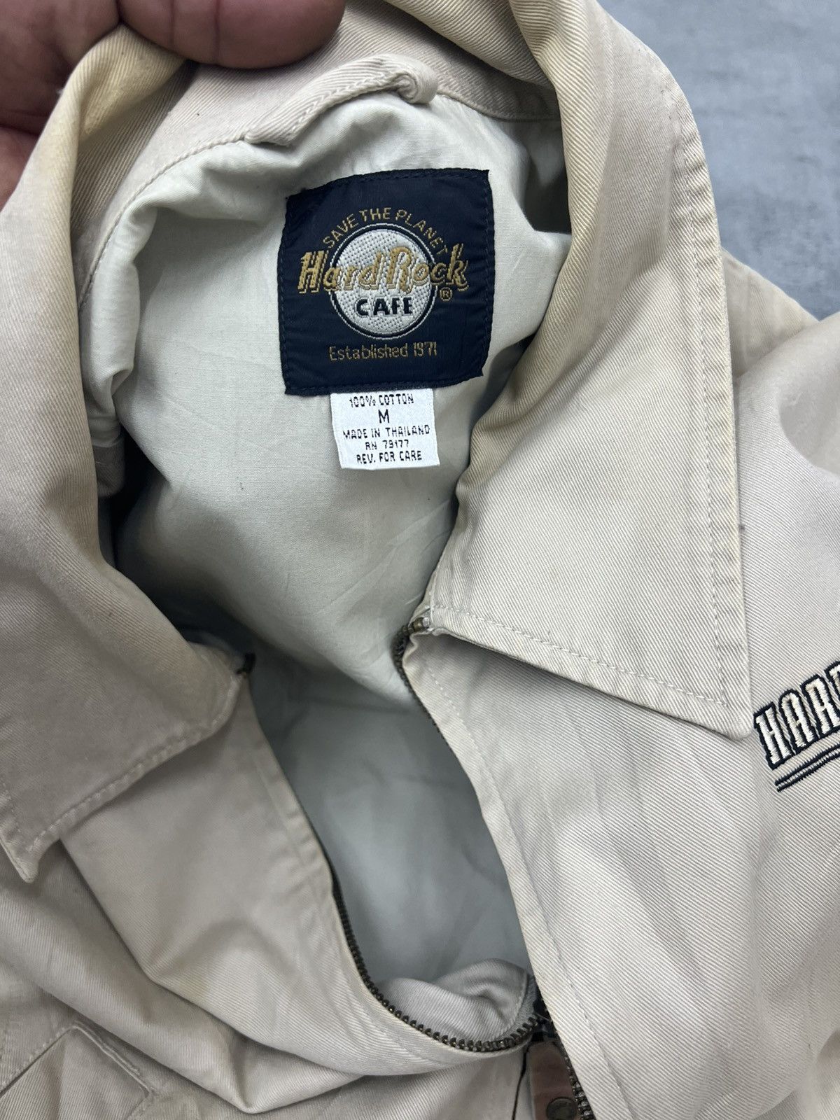 Hard Rock Cafe HARD ROCK CAFE GUAM BEIGE JACKET Size US M / EU 48-50 / 2 - 11 Thumbnail