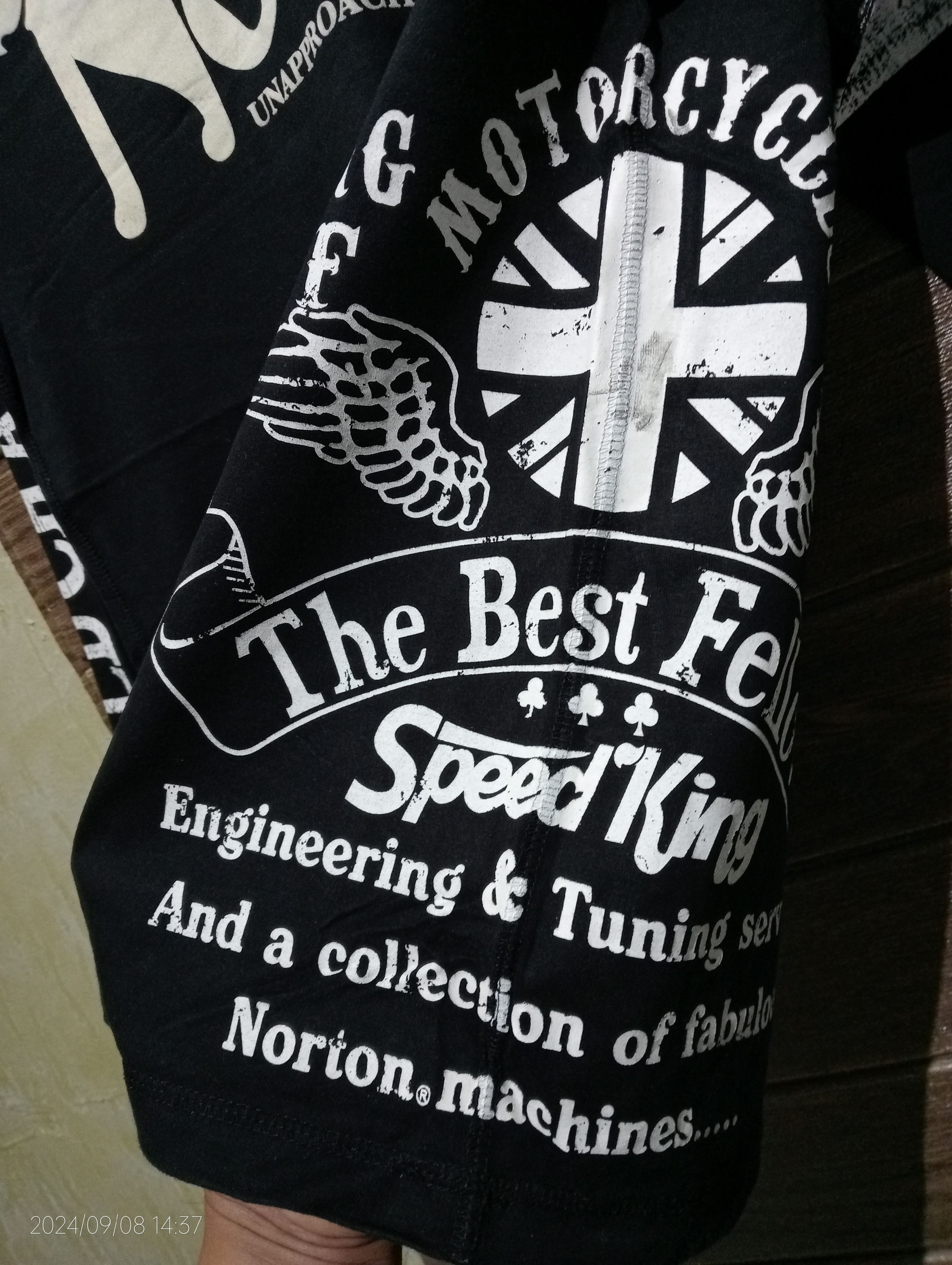 Norton Norton Motorcycles Long Sleeve Tshirt Size US L / EU 52-54 / 3 - 9 Thumbnail