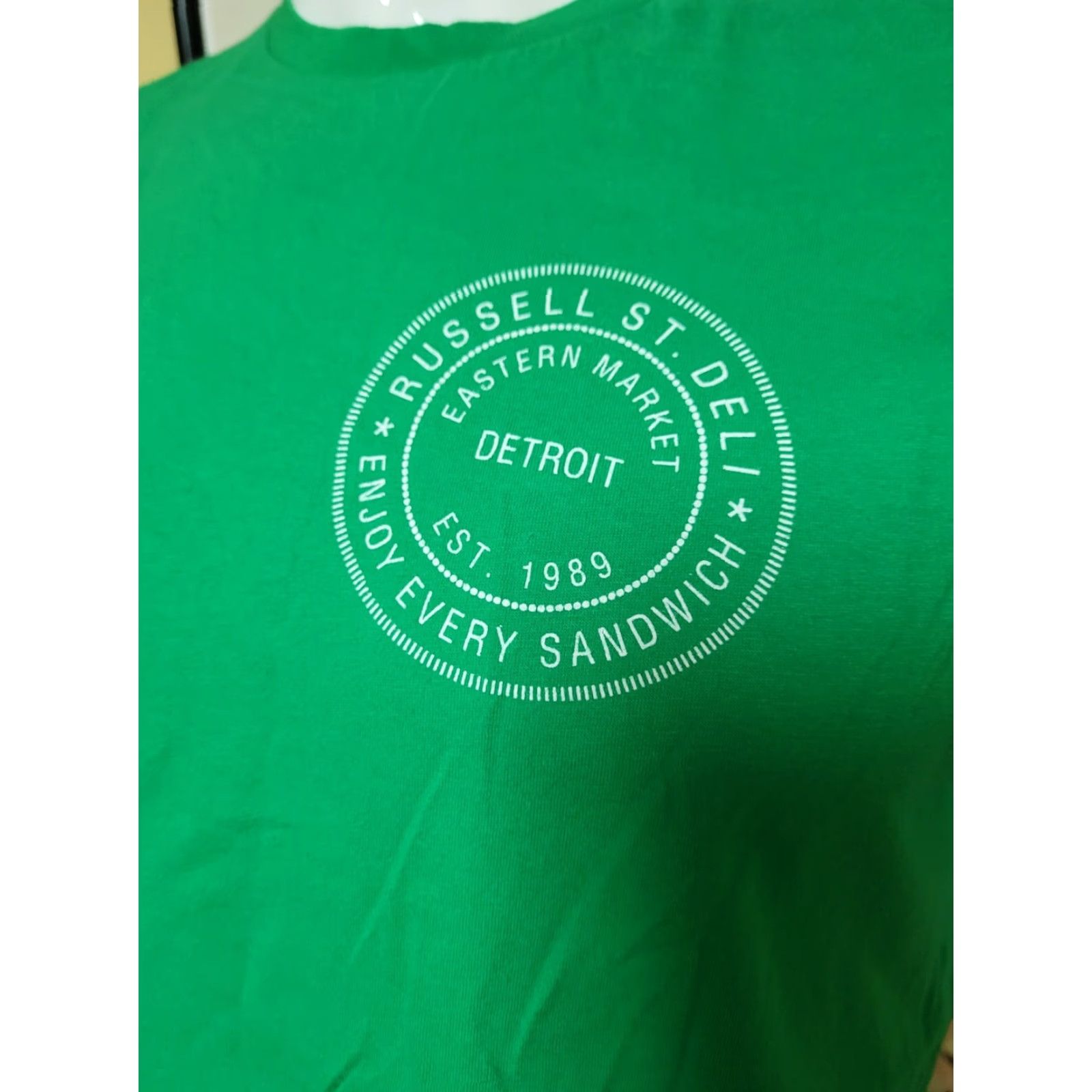 Next Level Russell St. Deli Detroit MI T Shirt Large Green Next Level 100% Cotton Graphic Tee Men Vintage Defunct Restaurants Size US L / EU 52-54 / 3 - 2 Thumbnail