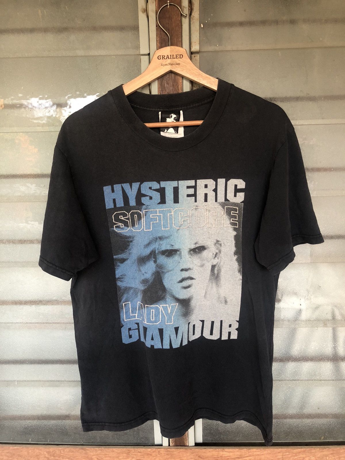Hysteric Glamour Vintage Hysteric Glamour Softcore Lady Photo Shirt Tee Size US L / EU 52-54 / 3 - 2 Thumbnail