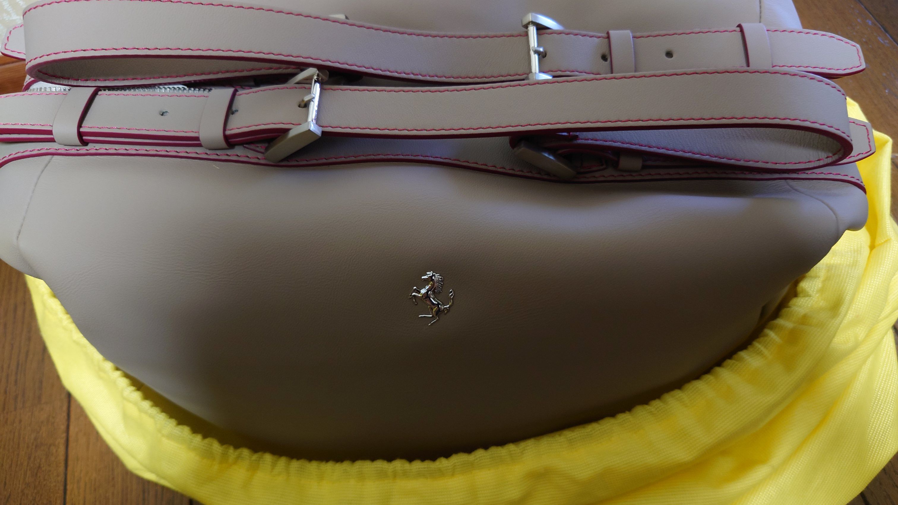 Other Schedoni Ferrari GTC4 LUSSO T original Bag Size ONE SIZE - 3 Thumbnail