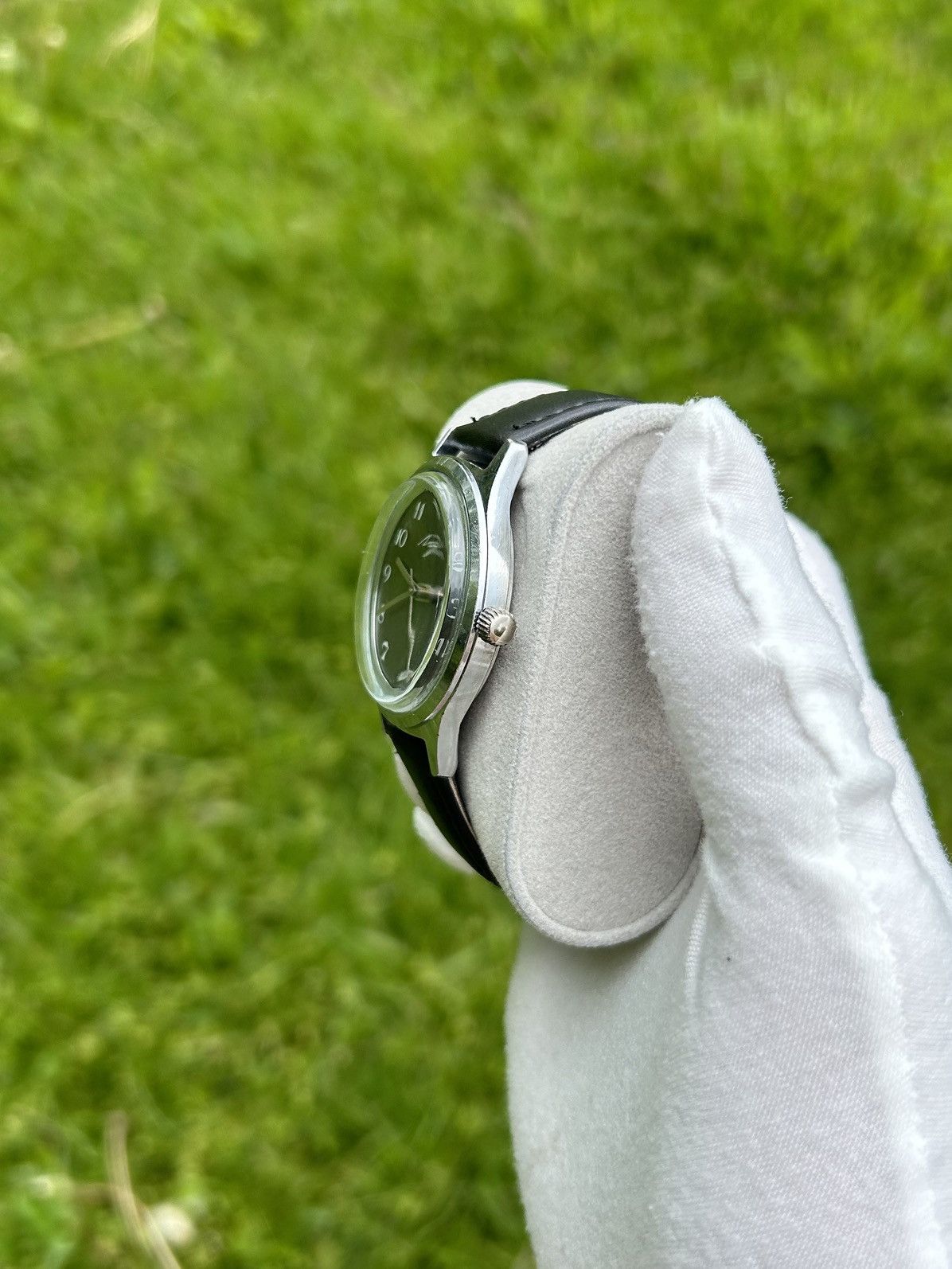 Vintage Vintage Watch Luch Soviet USSR Mechanical Retro 1970s Size ONE SIZE - 8 Thumbnail