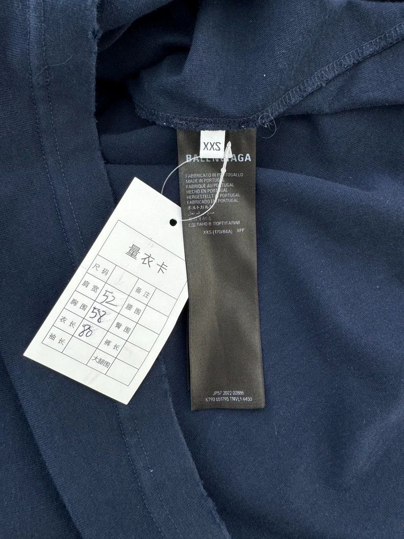 Balenciaga Balenciaga Balenciaga Navy Blue Destroyed Short Sleeve Size US XXS / EU 40 - 5 Thumbnail