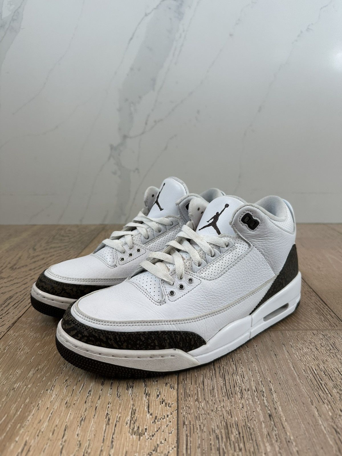 Jordan Brand Jordan 3 Retro Mocha Size US 10 / EU 43 - 1 Thumbnail