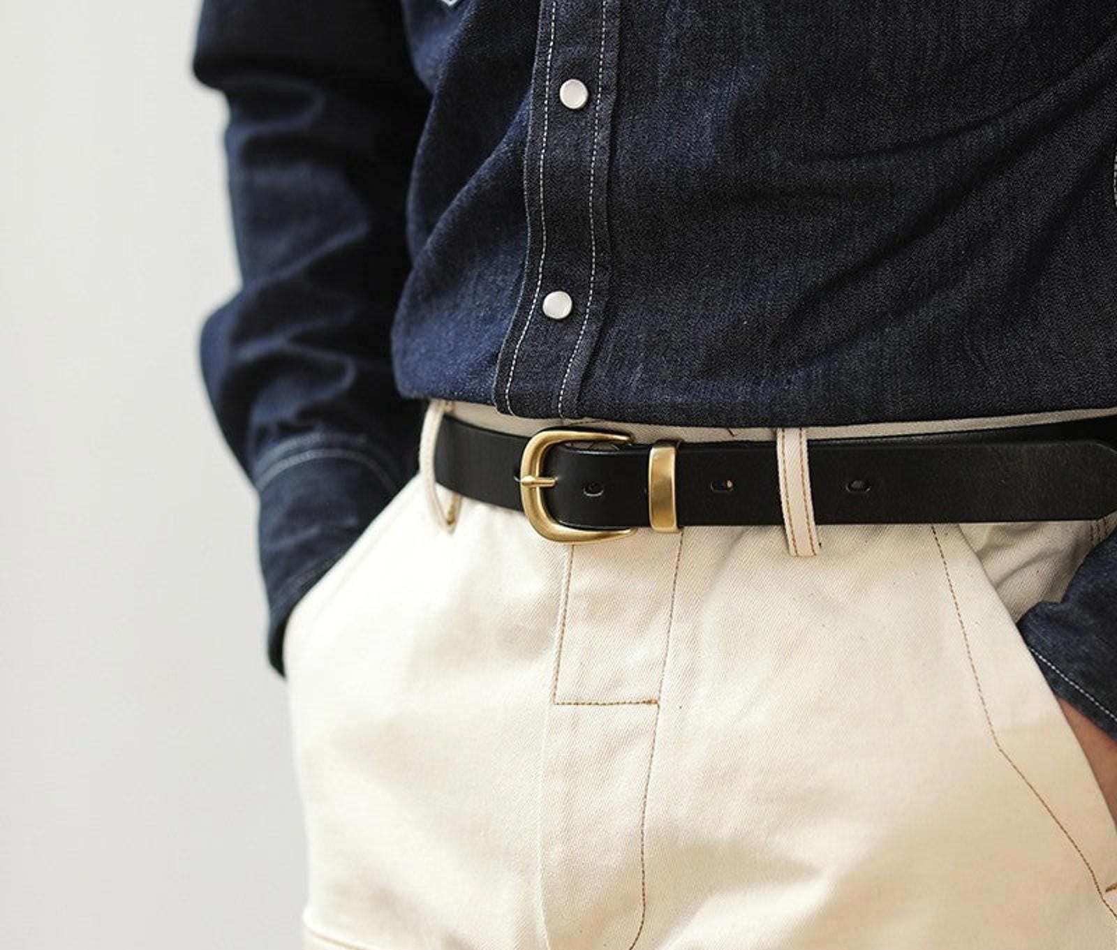Retro Leather Belt – Hand-Sewn Veg-Tan Minimal Design