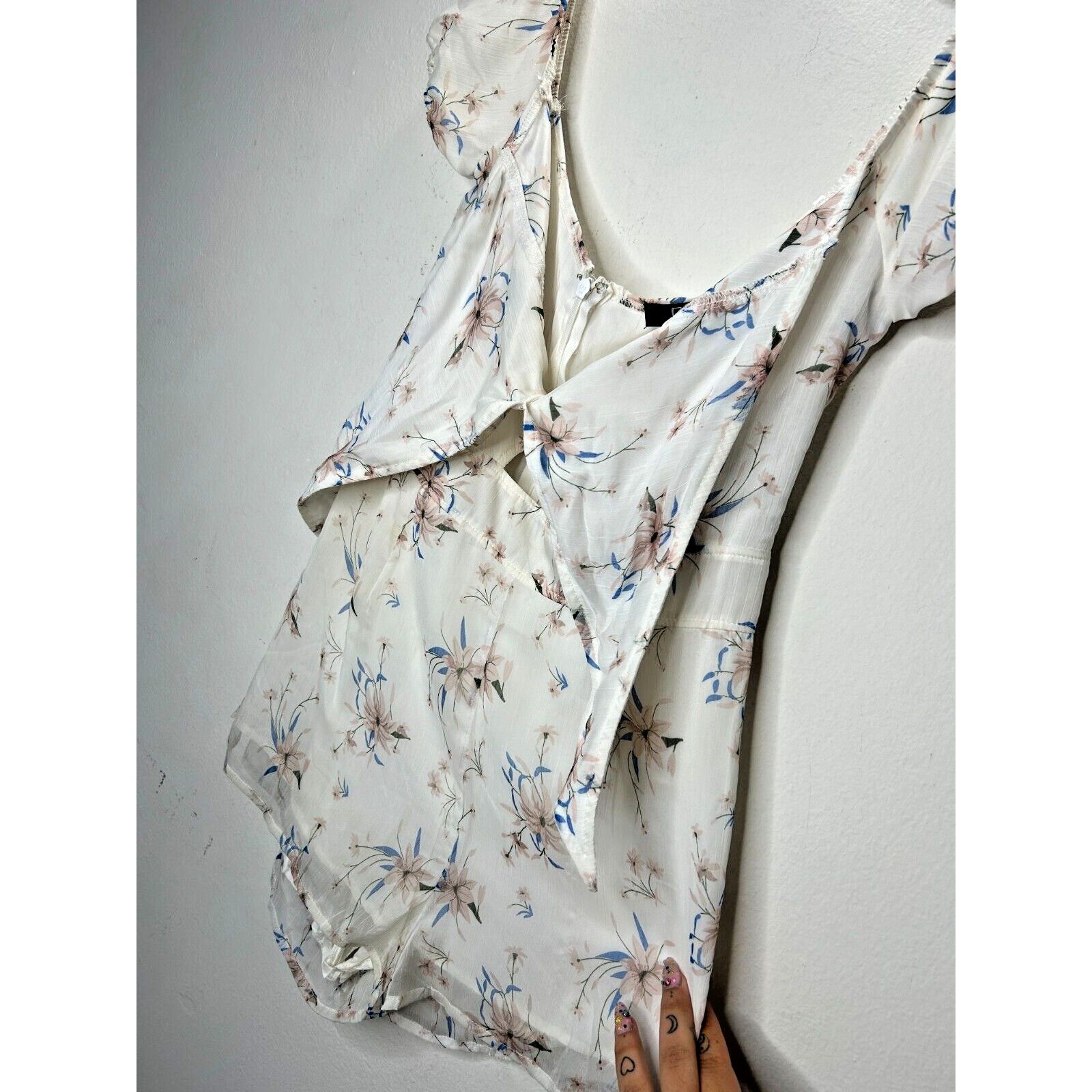Other NWT OHS Ivory Pink blue Floral Off Shoulder Front Tie Romper Size 28" / US 6 / IT 42 - 6 Thumbnail