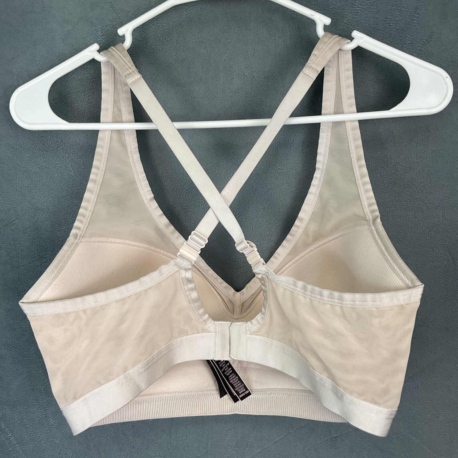 Victoria's Secret VICTORIA'S SECRET SPORT Size 36DD Beige INCREDIBLE Light Size XXL / US 16-18 / IT 52-54 - 2 Thumbnail