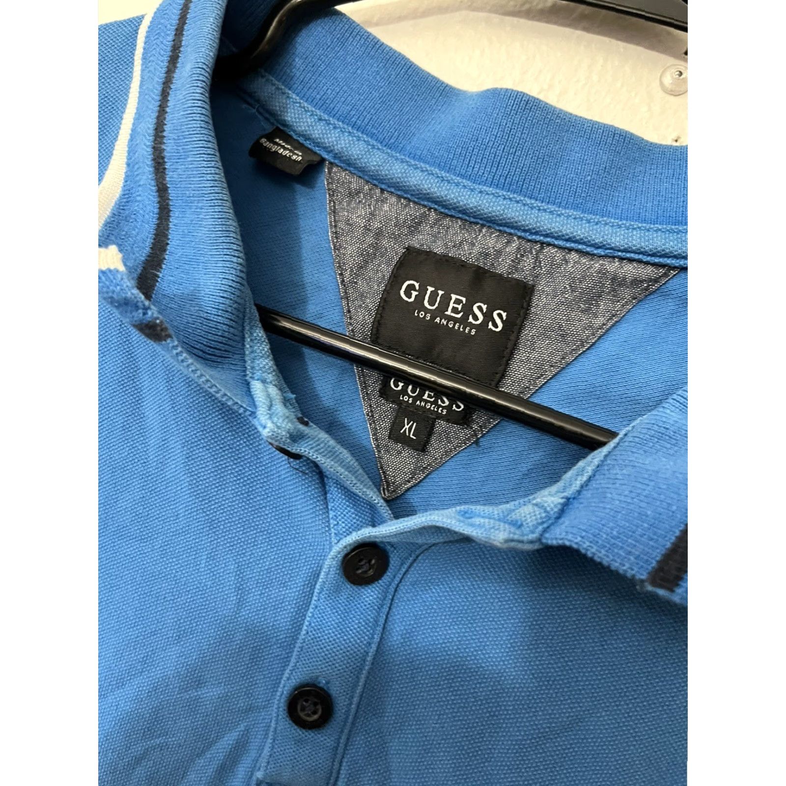 Guess VINTAGE GUESS Polo Shirt Blue Solid Triangle Logo Large L Men Polo Shirt Blue Logo/Angel 90s? Size US L / EU 52-54 / 3 - 2 Thumbnail