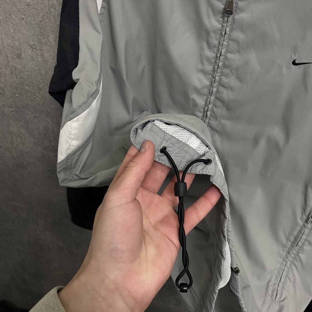 Nike Vintage Nike Track Jacket Striped Mini Swoosh 00s Y2K Size US L / EU 52-54 / 3 - 8 Thumbnail