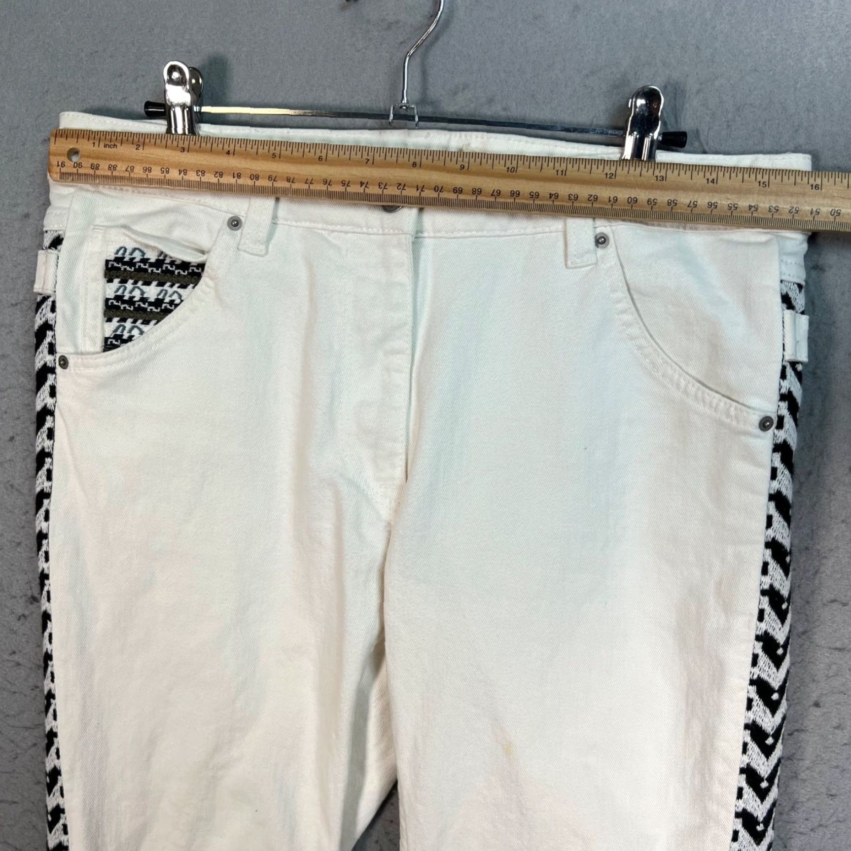 Isabel Marant Isabel Marant x H&M Womens Jeans 8 White with Black Chevron Side Stripes Skinny High Rise Denim Cotton 30 Inseam 31 Waist Women 8 Size 30" / US 8 / IT 44 - 6 Thumbnail