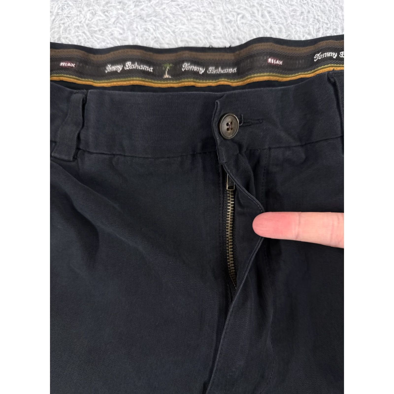 Tommy Bahama Tommy Bahama Shorts Men 40 Black Pleated Bermuda 100% Silk Golf Golfer Beach Size US 40 / EU 56 - 6 Thumbnail