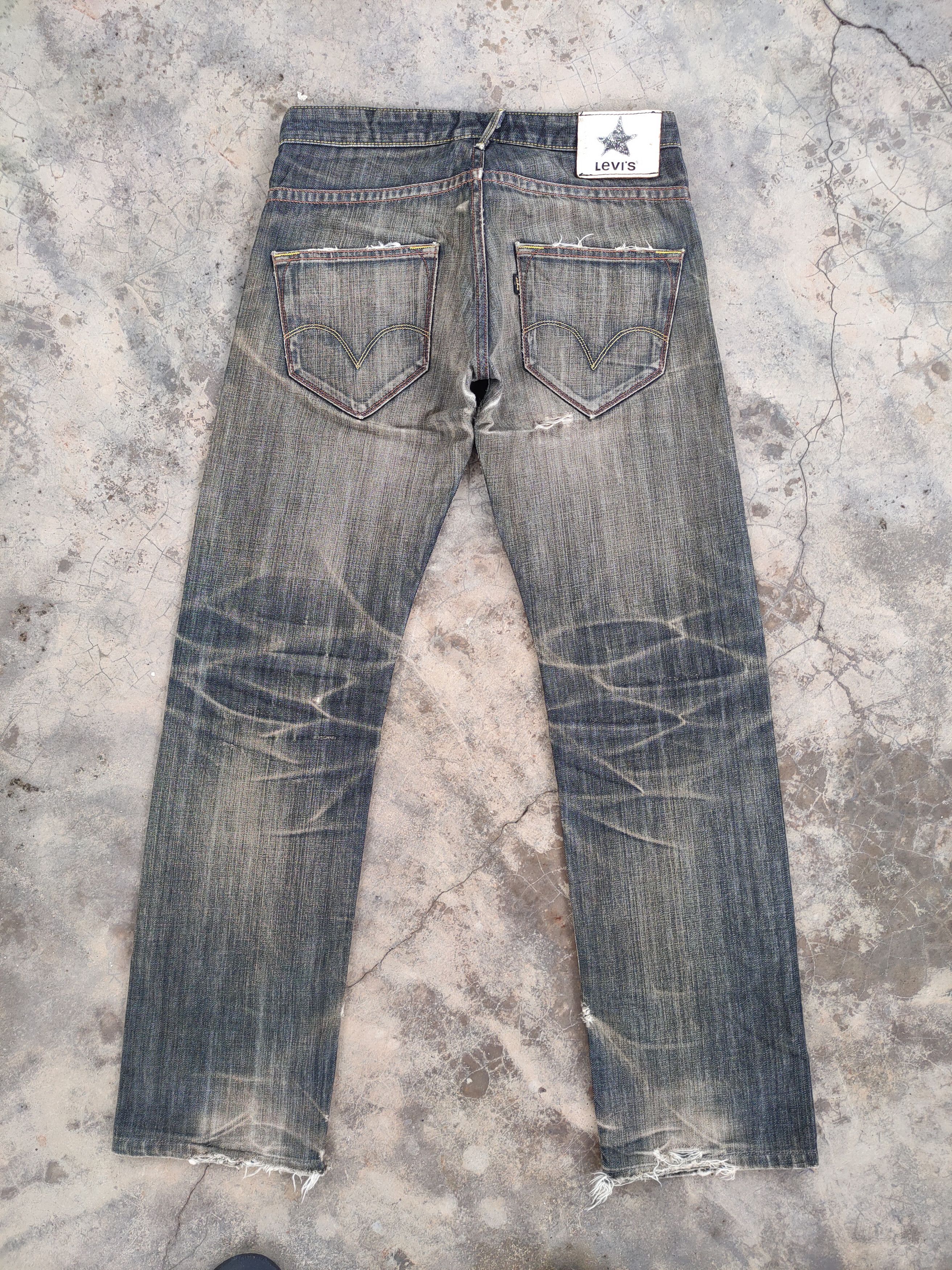 VTG LEVI'S Black rusty faded distressed jeans denim pants
