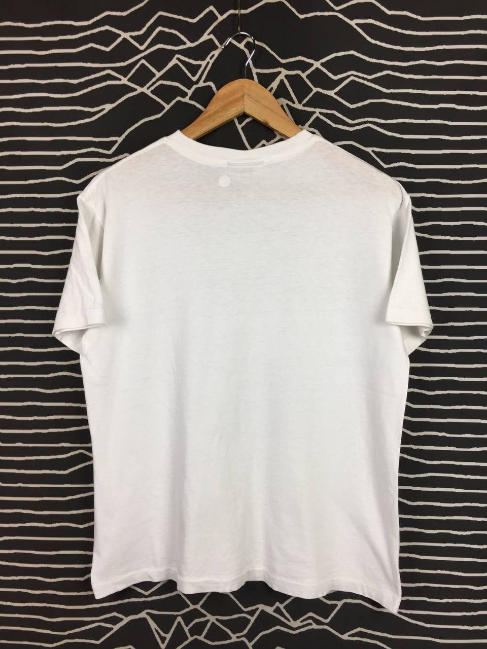 Banana Republic Vtg 90s Banana Republic Hawaii Made In Usa Spell Out Tee Size US XS / EU 42 / 0 - 11 Thumbnail