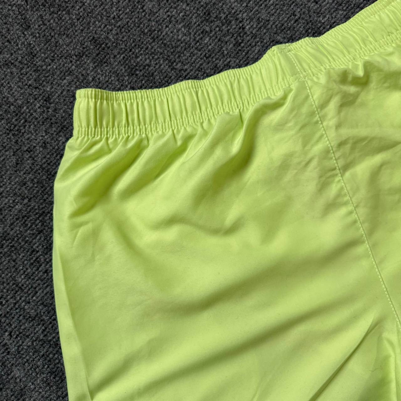 Nike Mans Nike Shorts Size L Sport-wear Y2K 00s USA Swimwear Size US 36 / EU 52 - 9 Thumbnail