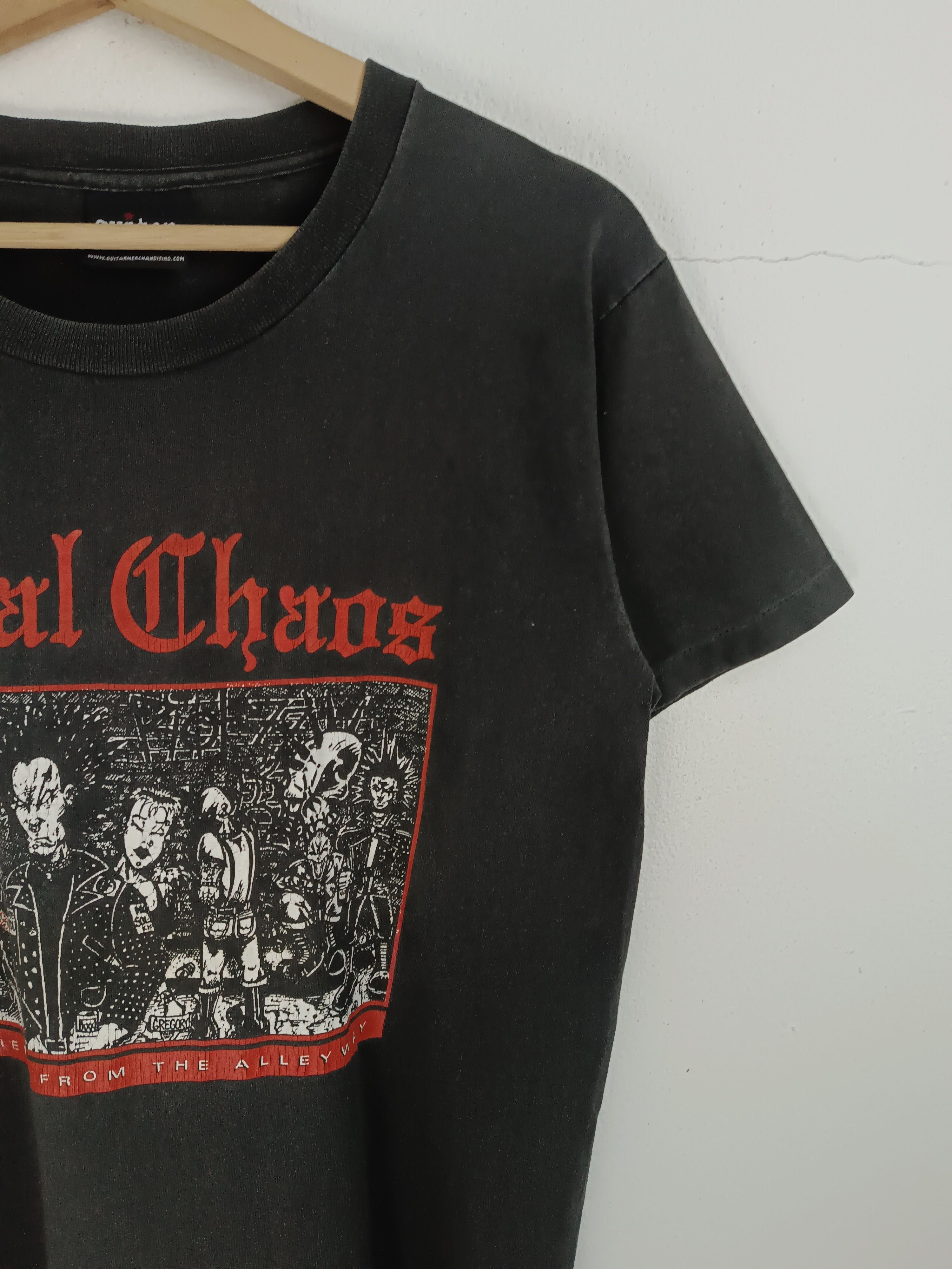 Band Tees THRASHED FADED VINTAGE 90'S TOTAL CHAOS ANTHEM HARDCORE PUNK Size US S / EU 44-46 / 1 - 6 Thumbnail