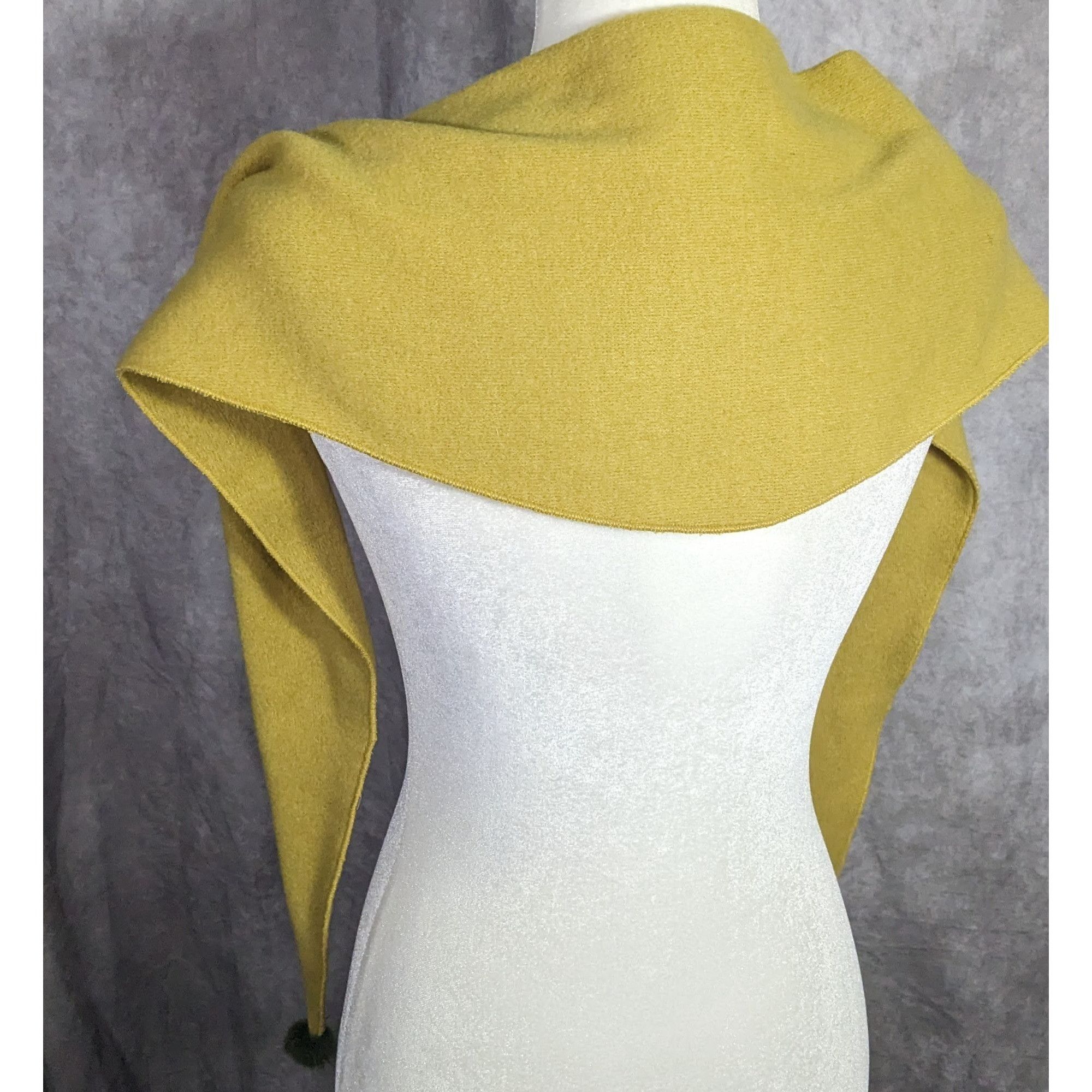 Other Medieval Style Yellow Fleece Scarf With Pom-Poms - 66 Inches Size ONE SIZE - 13 Thumbnail