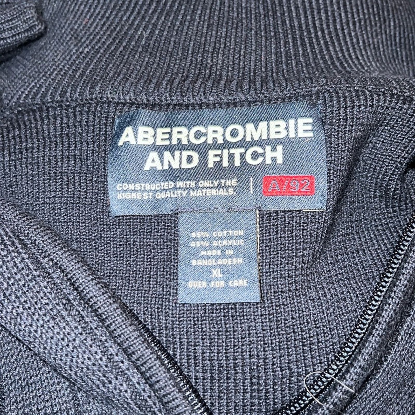 Abercrombie & Fitch NWOT VNTG ABERCROMBIE mens knit quarter zip 90s Y2K XL Size US XL / EU 56 / 4 - 2 Thumbnail