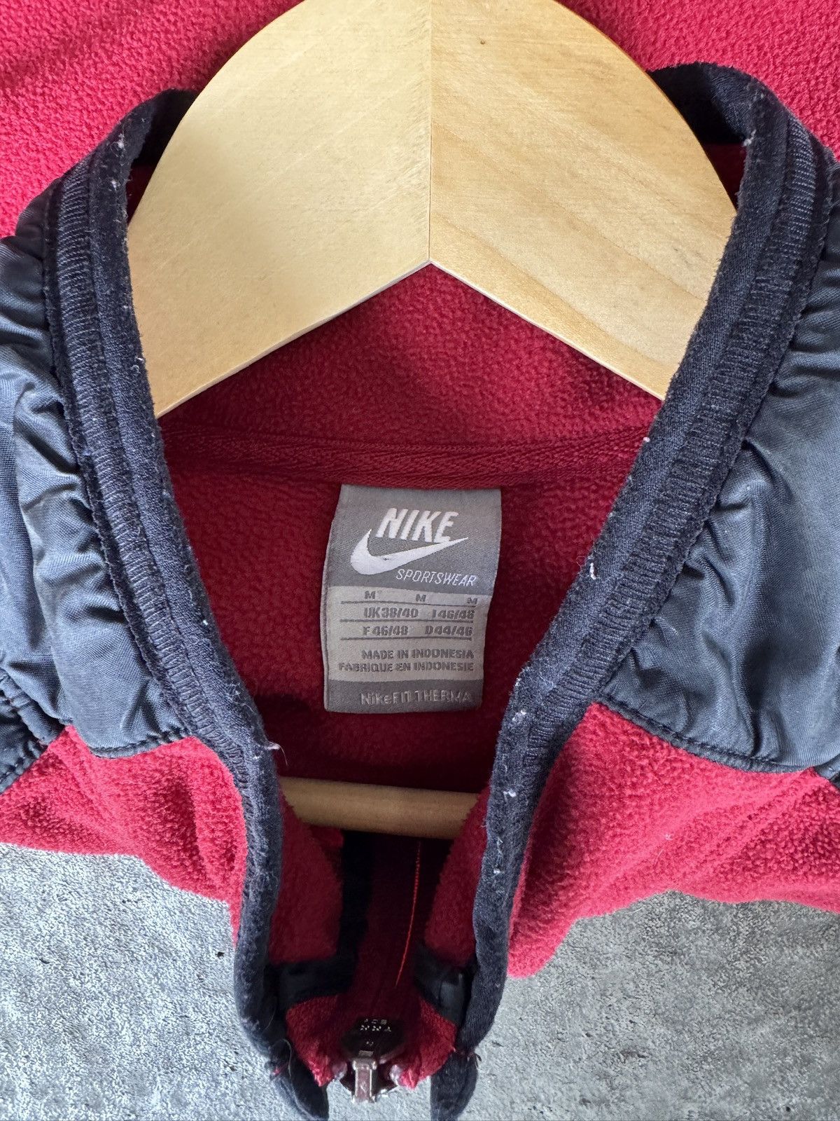 Japanese Brand × Nike Vintage y2k silver tag Nike retro zip up sweater Size US M / EU 48-50 / 2 - 5 Thumbnail