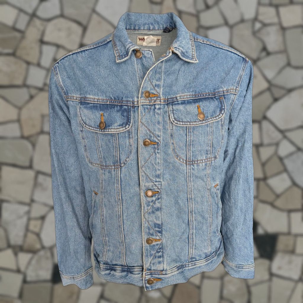 Wrangler Wrangler Rugged Wear Denim Jacket Light Blue Large L 100% Cotton Jacket Denim Blue"} Size US L / EU 52-54 / 3 - 1 Thumbnail