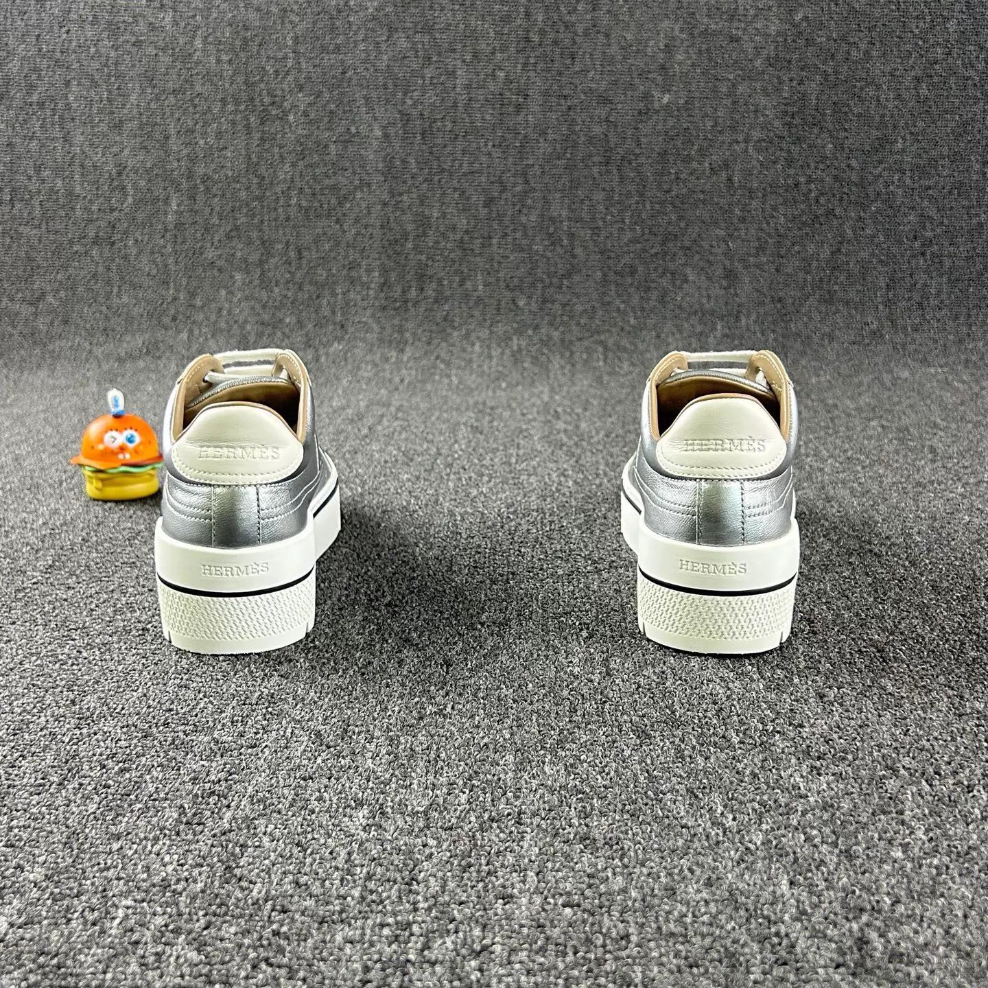 Hermes Hermes Silver Leather Sneaker 36 White Sole HB6526 Size US 5.5 / IT 35.5 - 5 Thumbnail