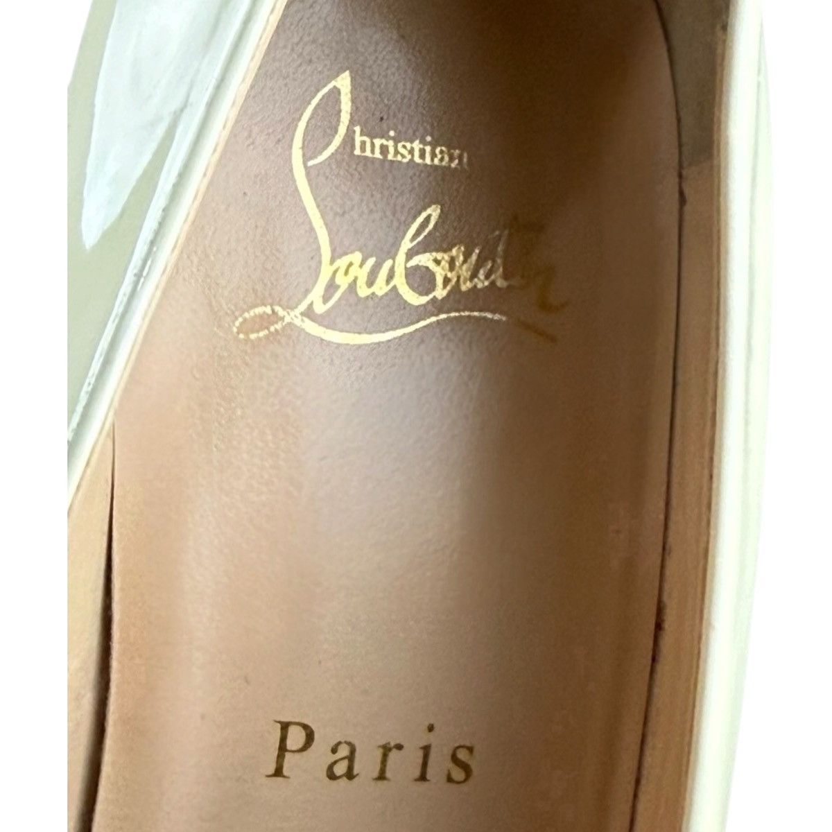Christian Louboutin Christian Louboutin Cream Patent Mary Jane Pumps Size 38 Size US 8 / IT 38 - 7 Thumbnail