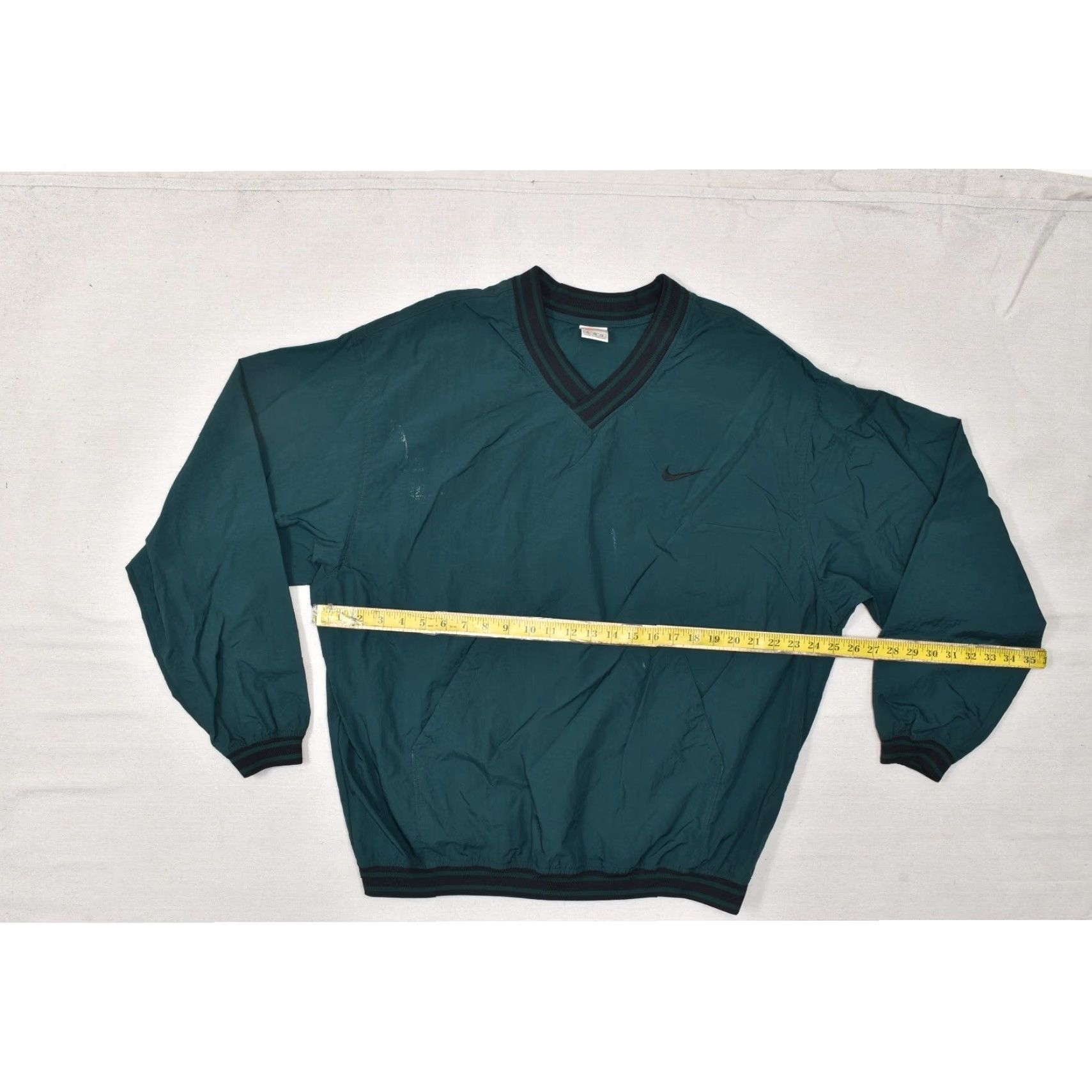 Nike VINTAGE Nike Windbreaker Jacket V-Neck Pullover Green XL Men Retro Style Windbreaker Oversized Size US XL / EU 56 / 4 - 4 Thumbnail