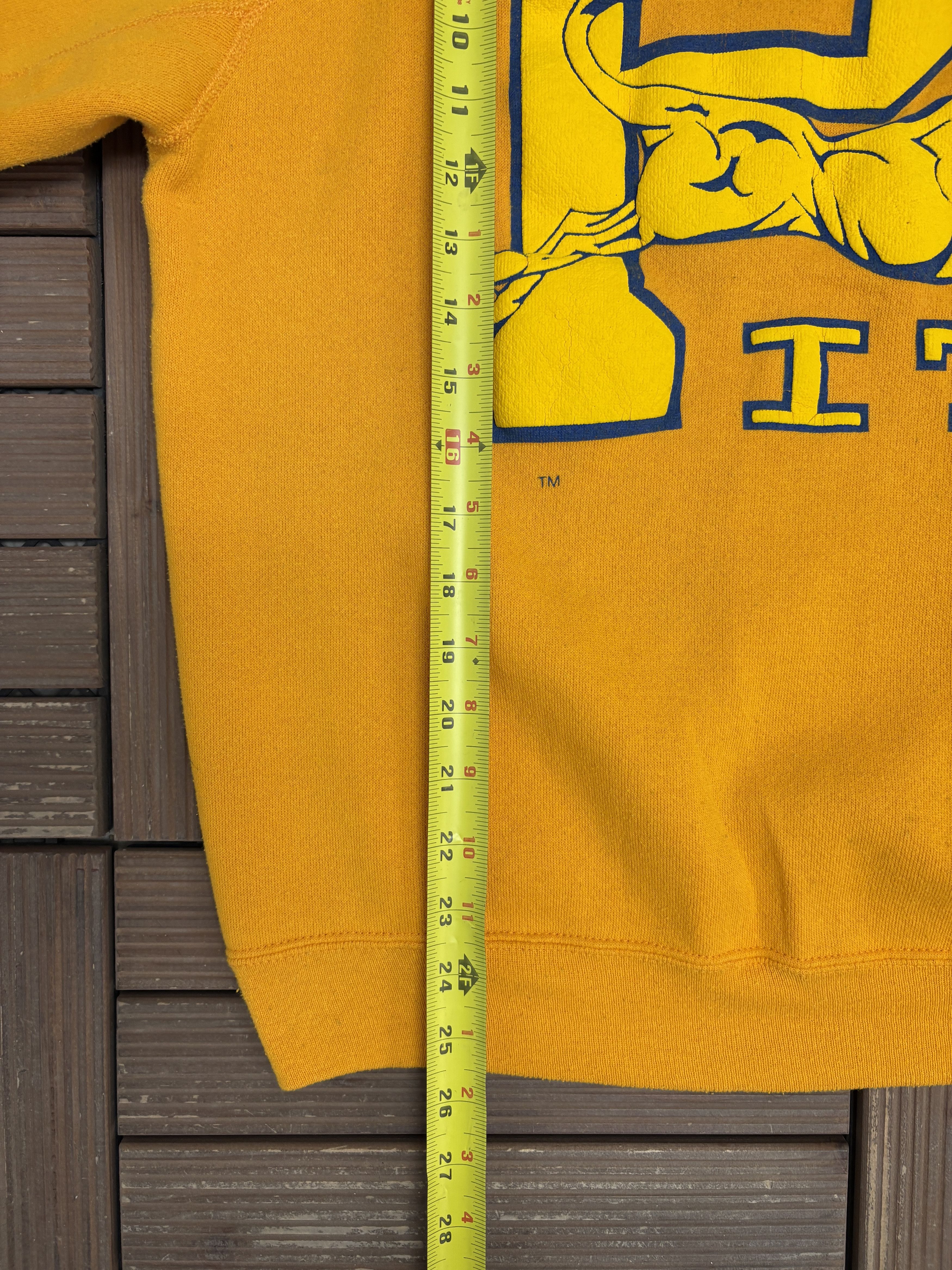 Vintage Pitt Panthers Vintage Made in USA Yellow Crewneck Sweater Size US L / EU 52-54 / 3 - 8 Thumbnail